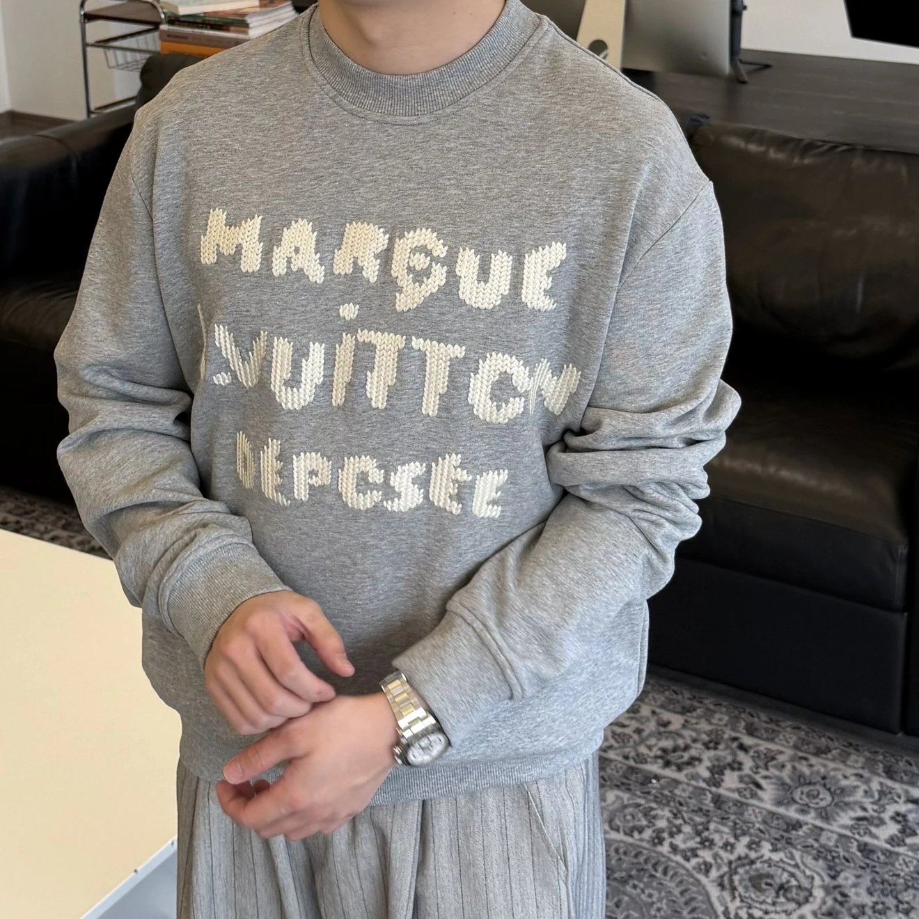 RD-C256 · Water-Soluble Embroidered Grey Crewneck Sweatshirt showcase view 3