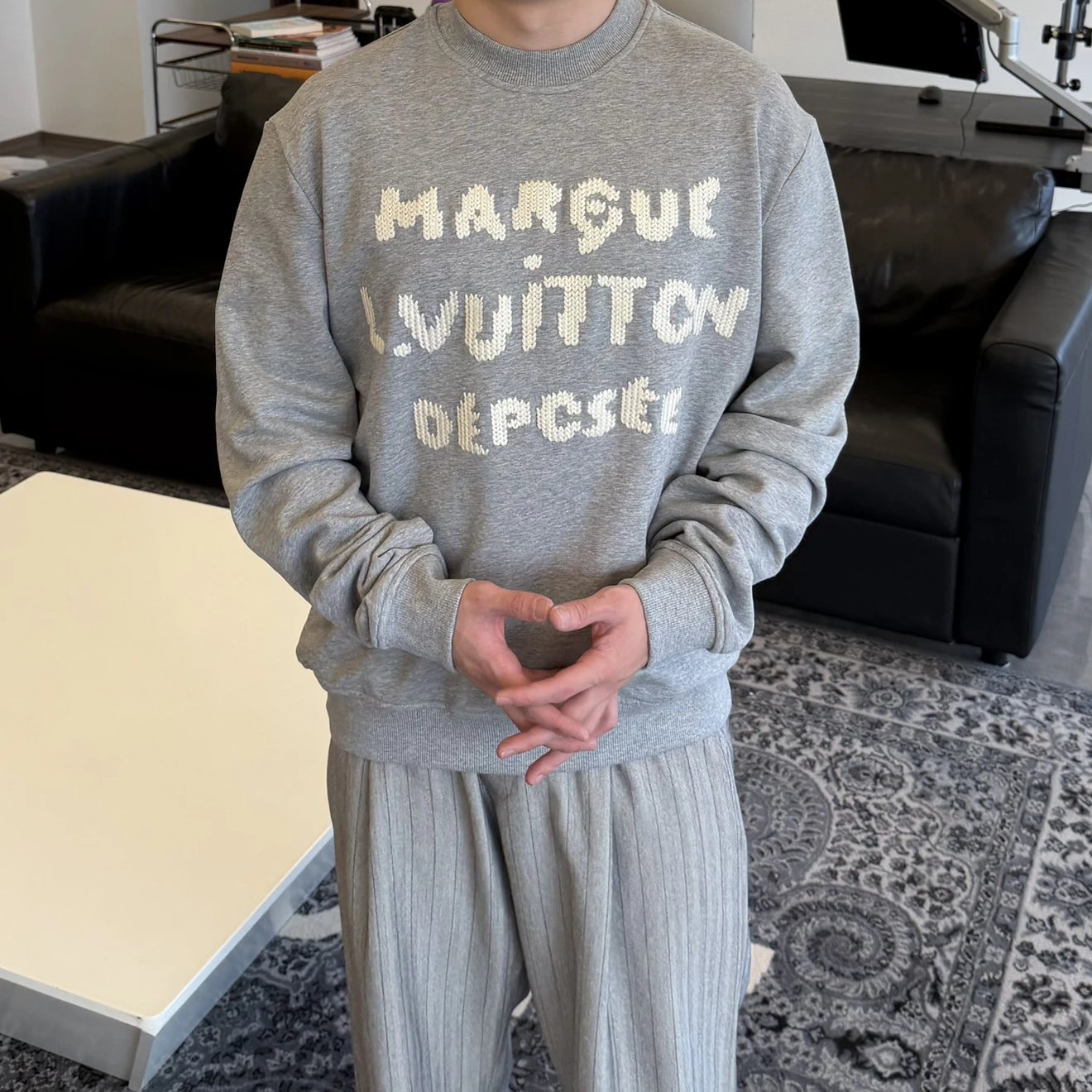 RD-C256 · Water-Soluble Embroidered Grey Crewneck Sweatshirt showcase view 8