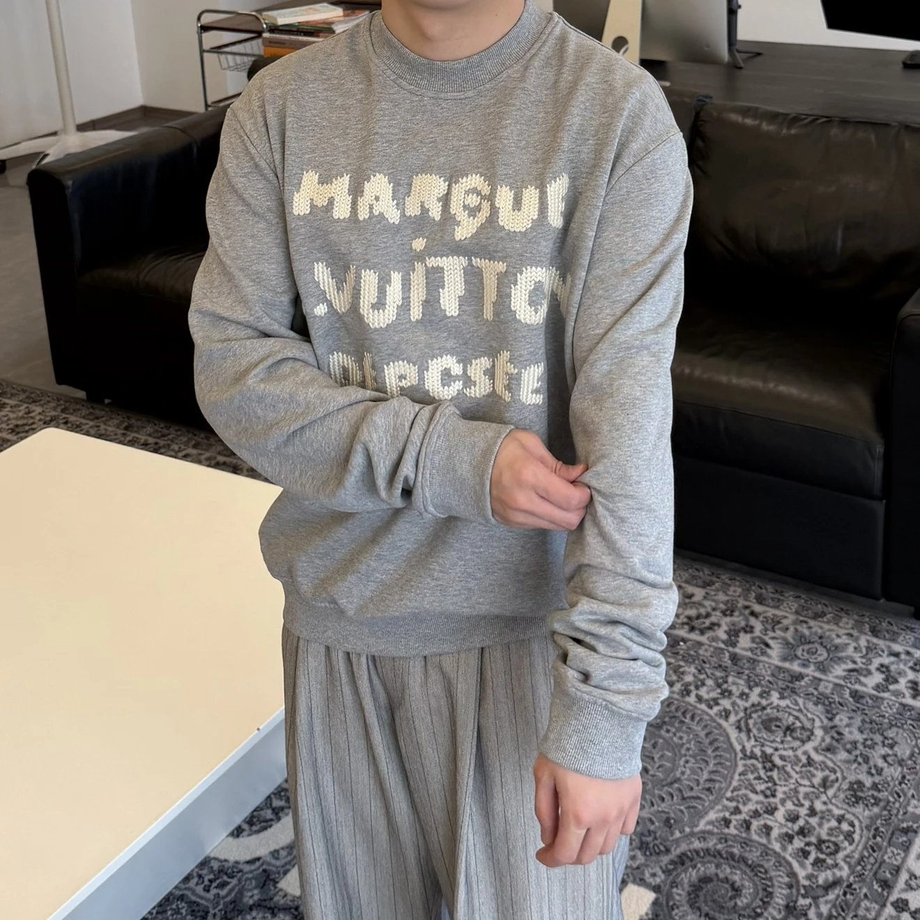 RD-C256 · Water-Soluble Embroidered Grey Crewneck Sweatshirt showcase view 12