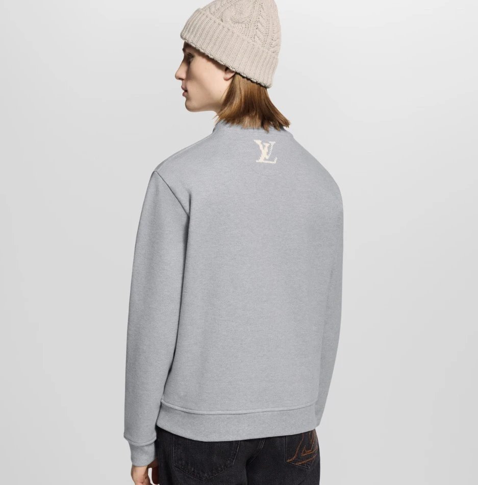 RD-C256 · Water-Soluble Embroidered Grey Crewneck Sweatshirt showcase view 17