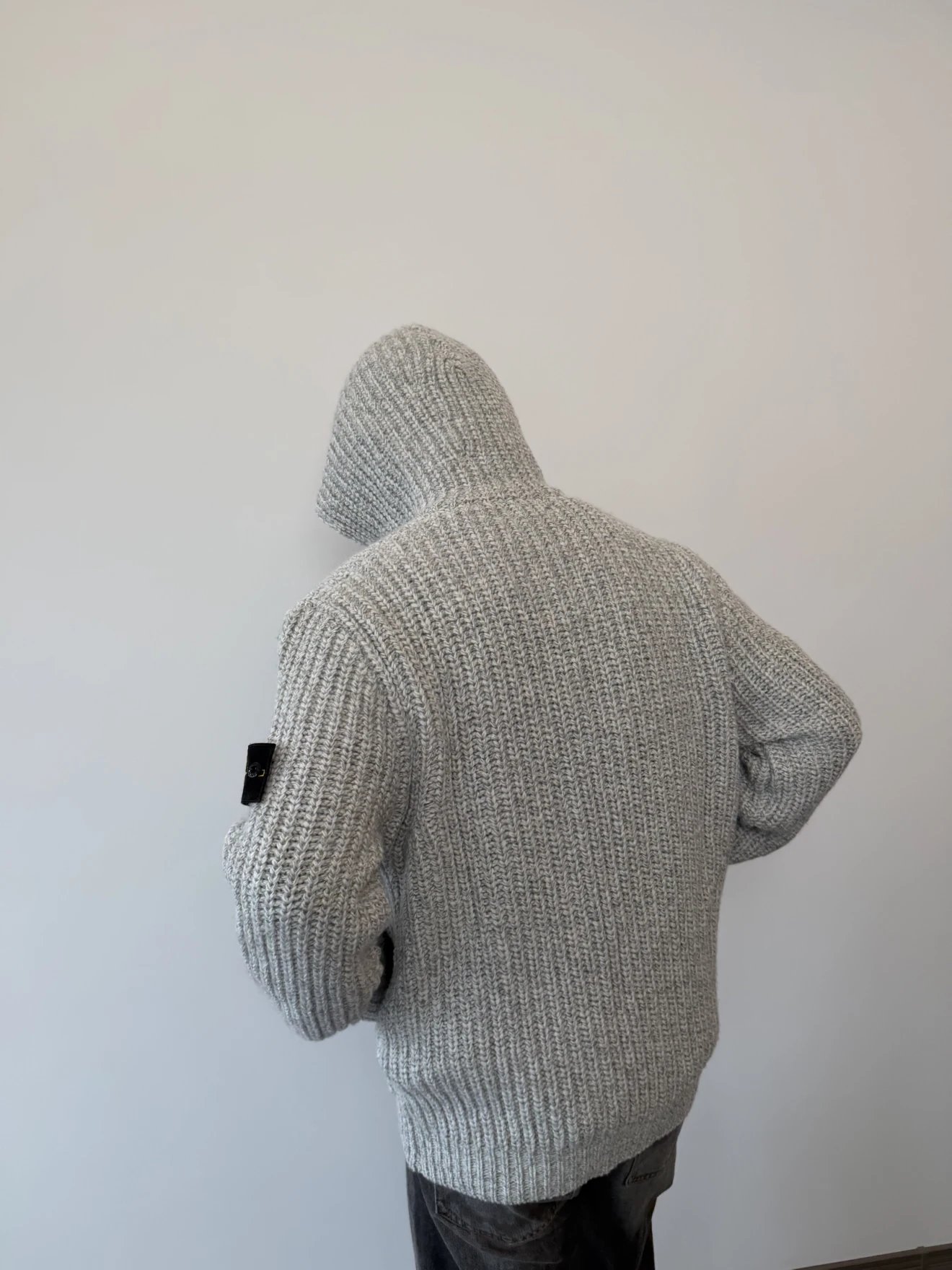 RD-C257 · Grey Rib-Knit Zip Hoodie showcase view 2