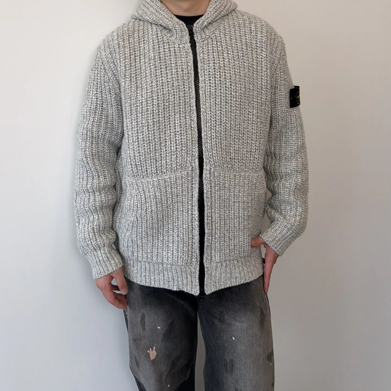 RD-C257 · Grey Rib-Knit Zip Hoodie showcase view 7