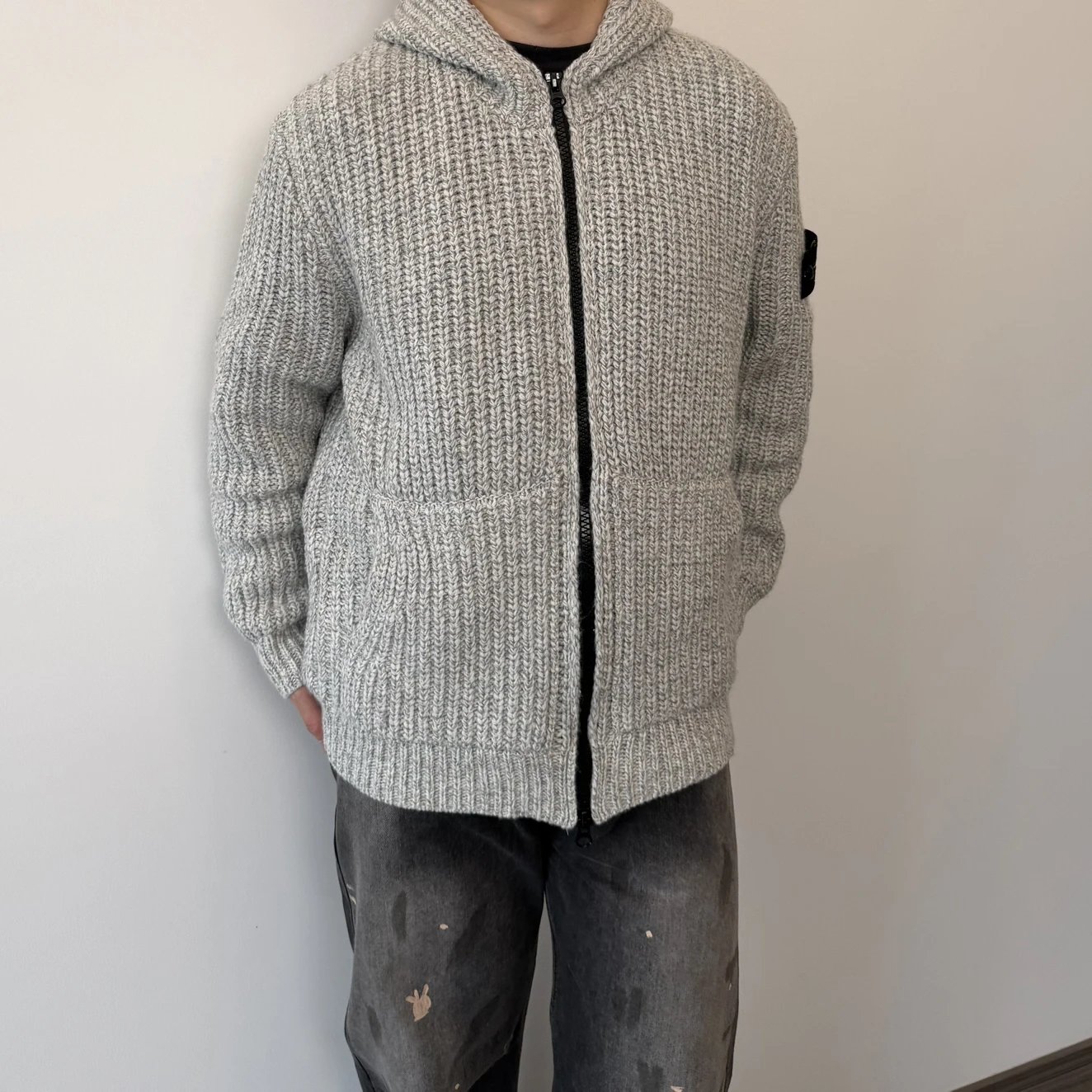 RD-C257 · Grey Rib-Knit Zip Hoodie showcase view 9