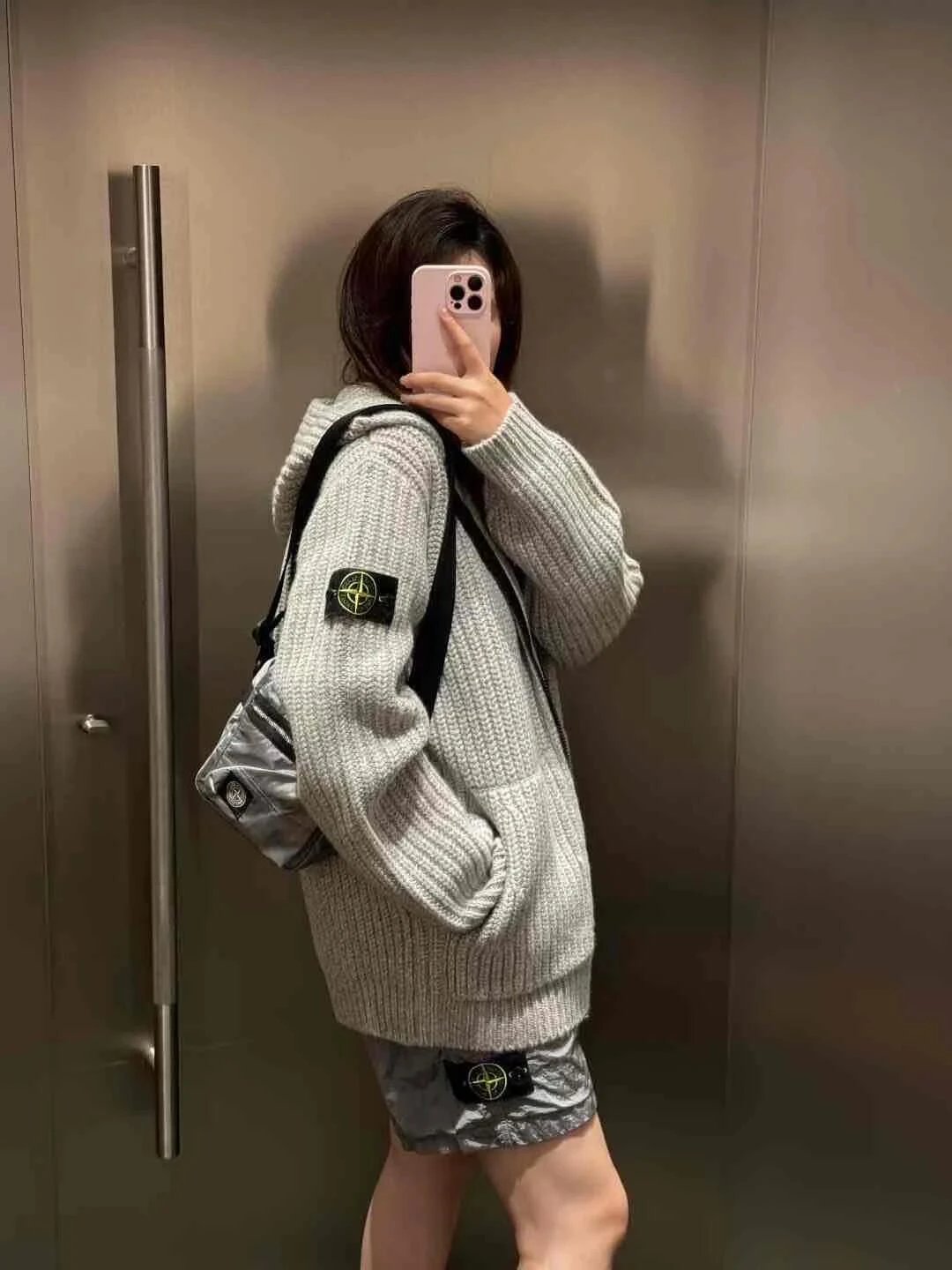 RD-C257 · Grey Rib-Knit Zip Hoodie showcase view 15