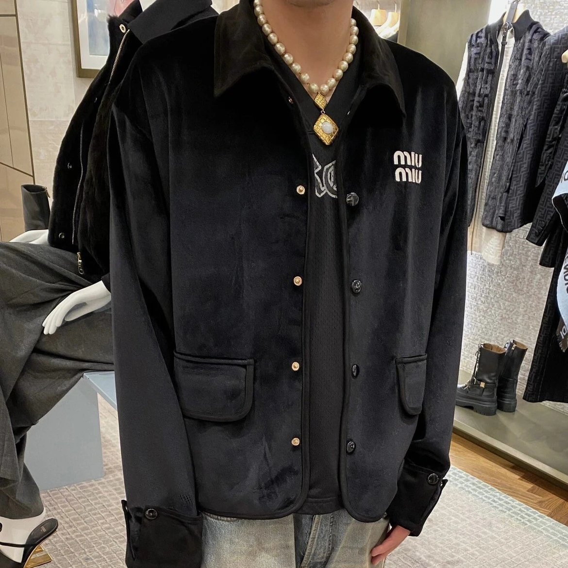 RD-C025 · Black Velvet Casual Jacket showcase view 1