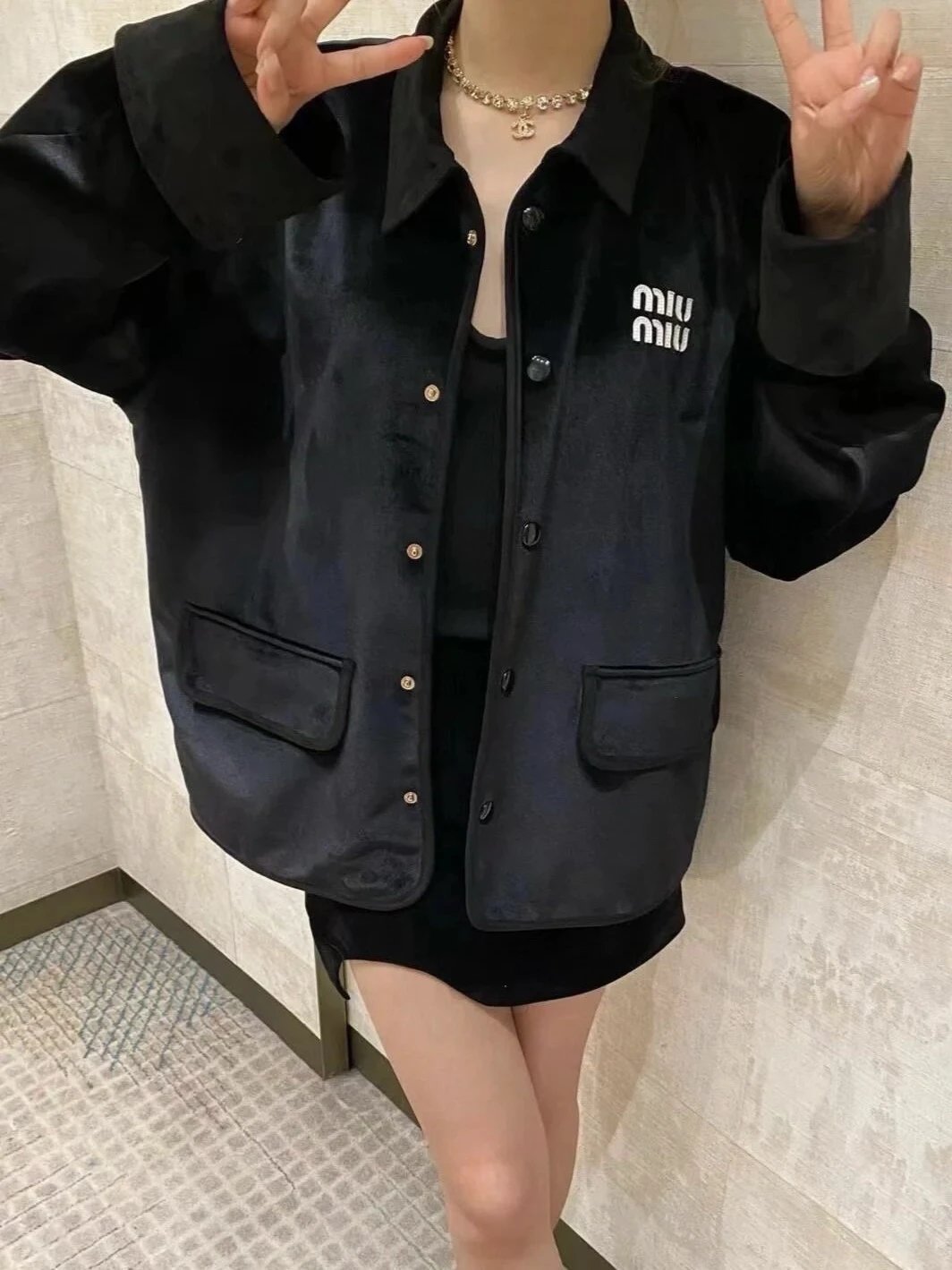RD-C025 · Black Velvet Casual Jacket showcase view 4