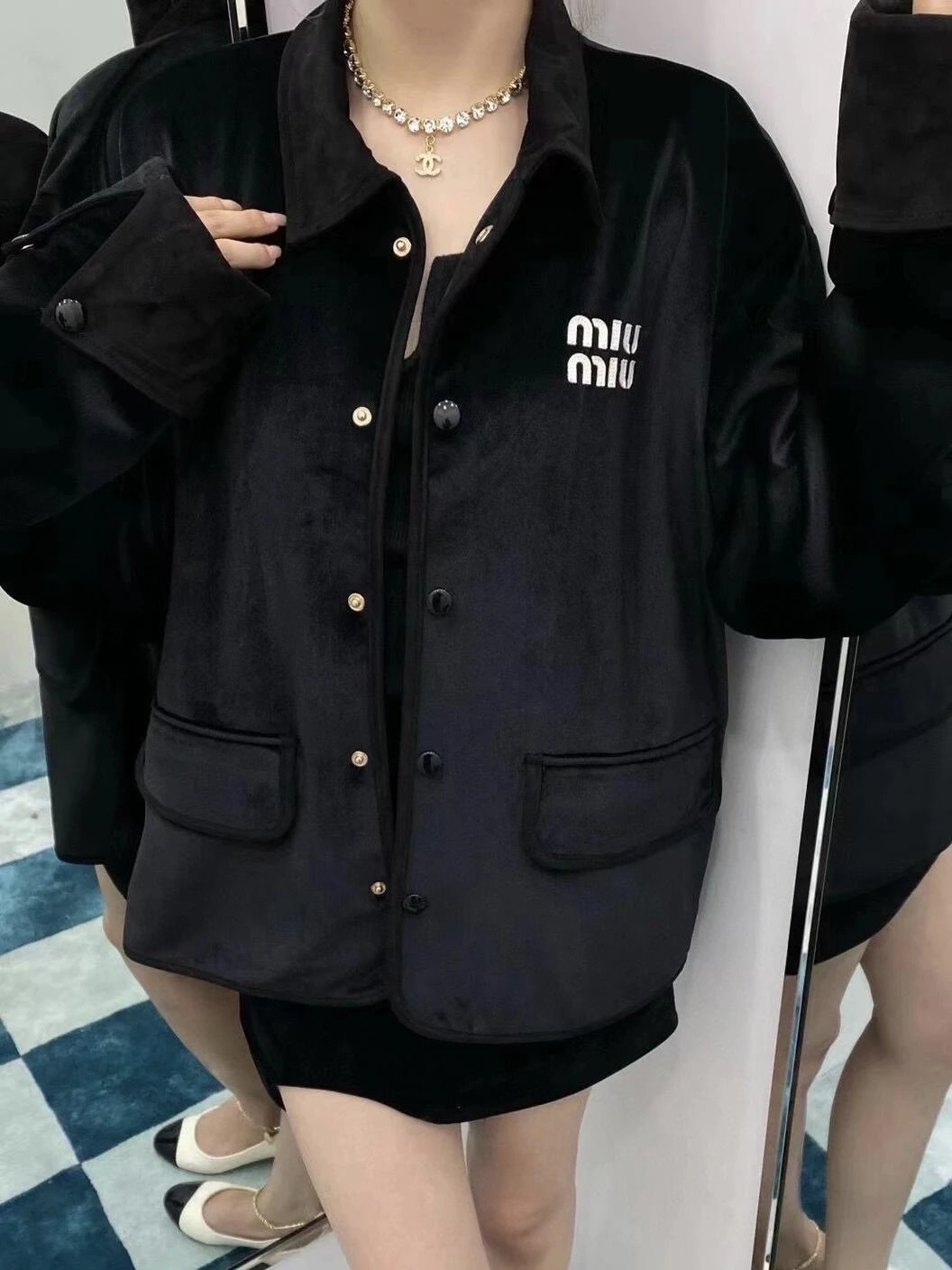 RD-C025 · Black Velvet Casual Jacket showcase view 5