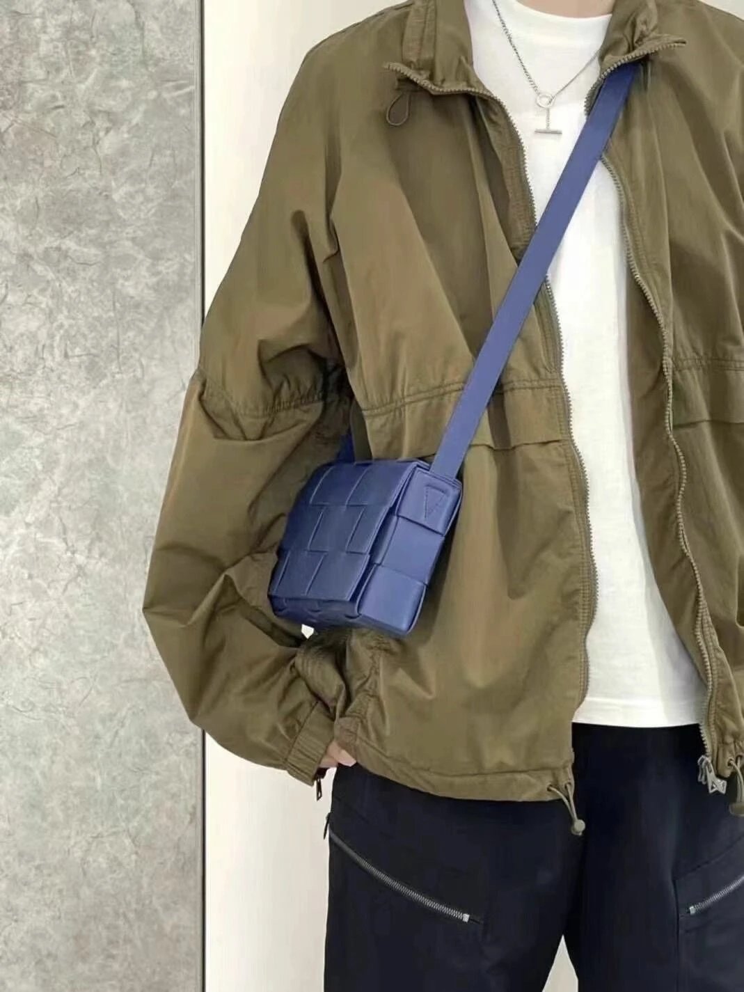 RD-C024 · Lightweight Stand-Collar Zip Jacket showcase view 4