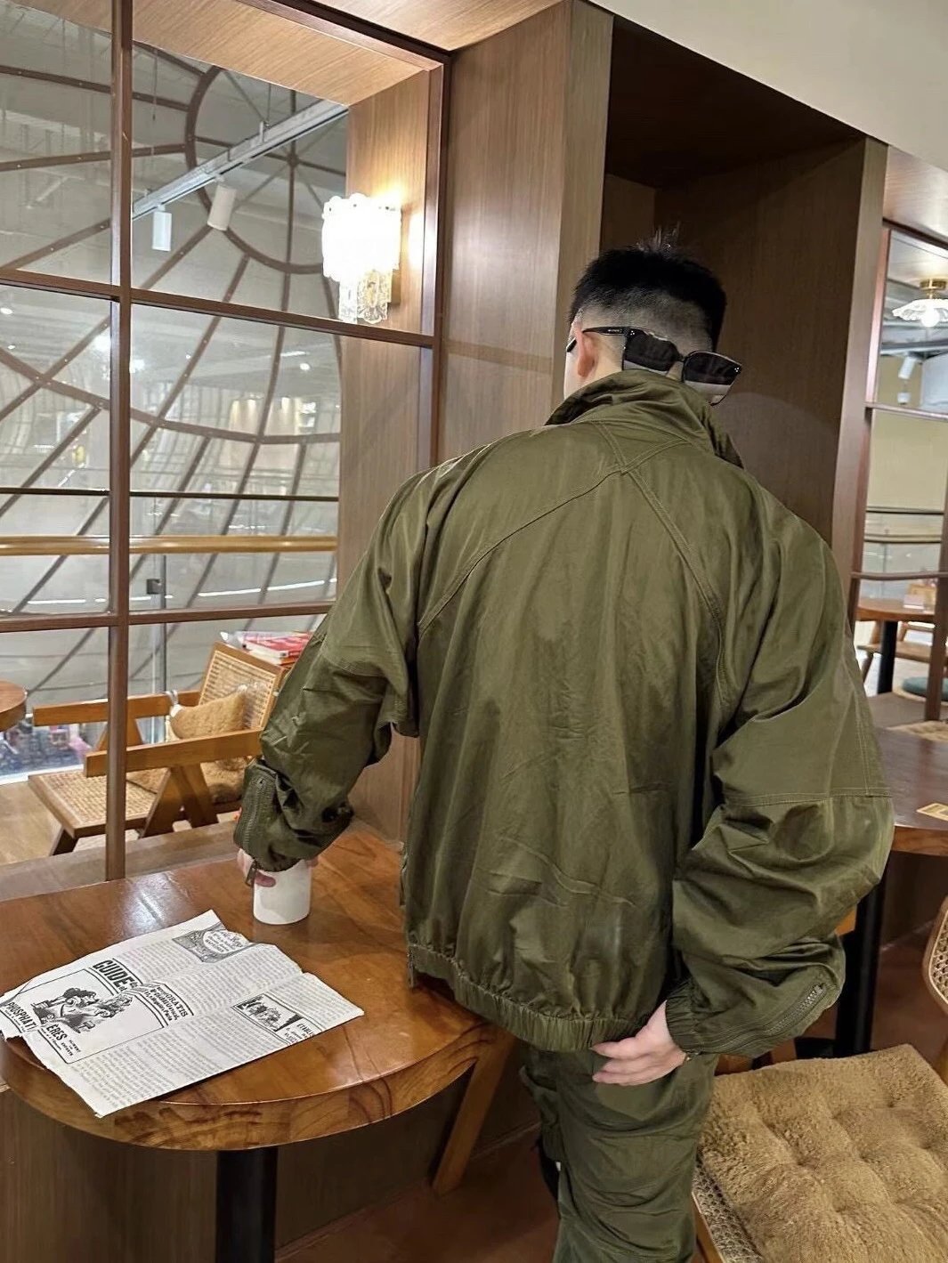 RD-C024 · Lightweight Stand-Collar Zip Jacket showcase view 9