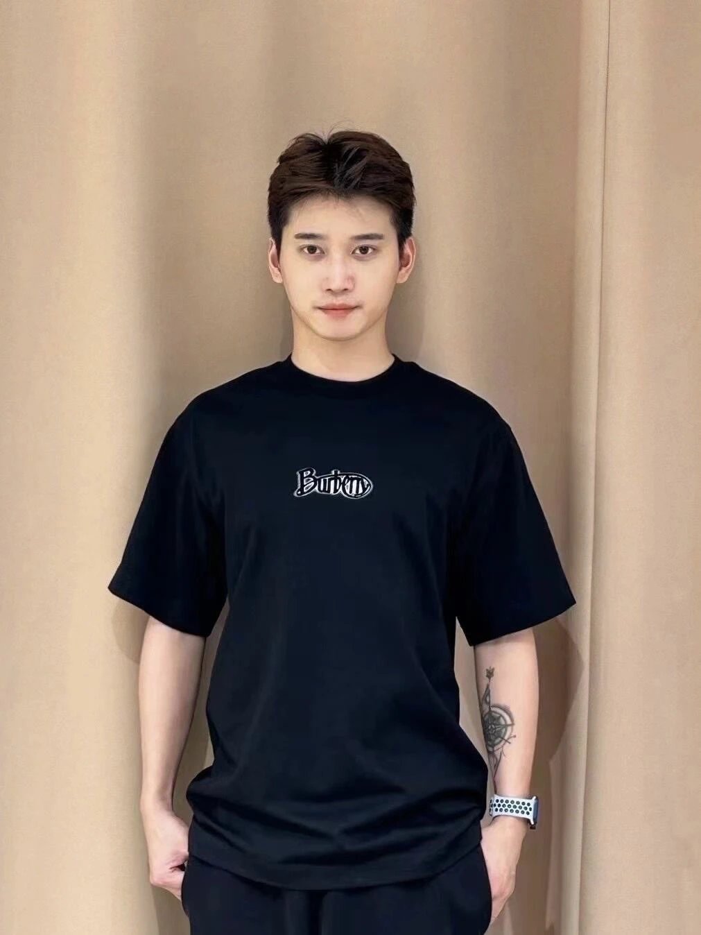 RD-C137 · Letter Logo Crew-Neck T-Shirt showcase view 2