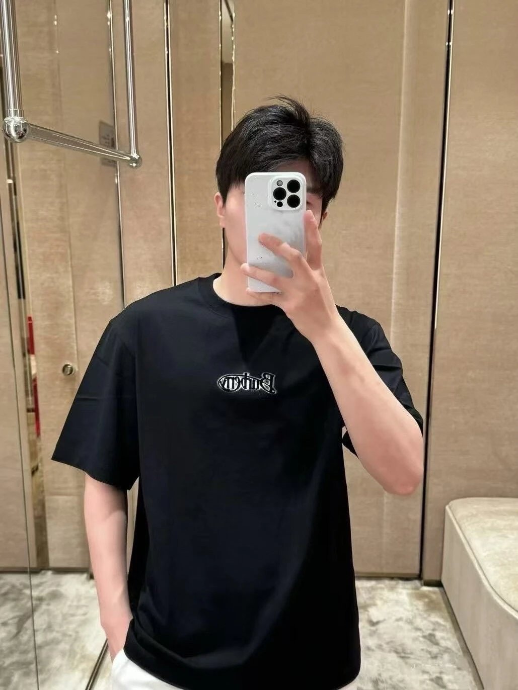 RD-C137 · Letter Logo Crew-Neck T-Shirt showcase view 4