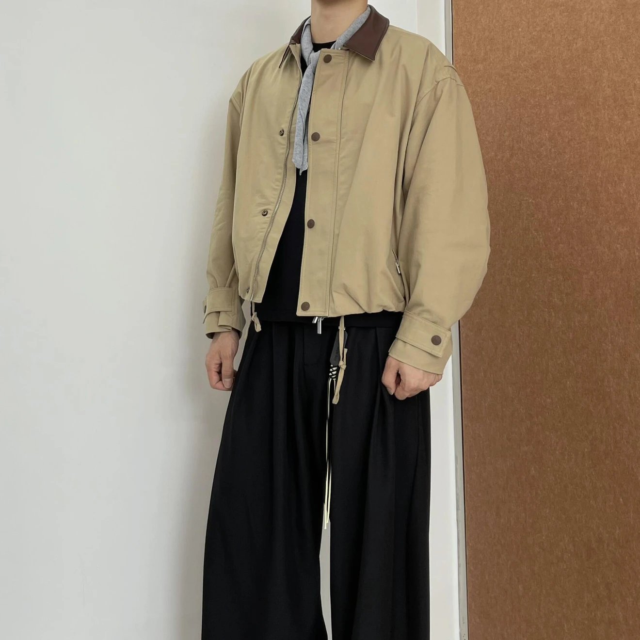 RD-C220 · Leather-Trimmed Cotton Twill Short Jacket showcase view 2