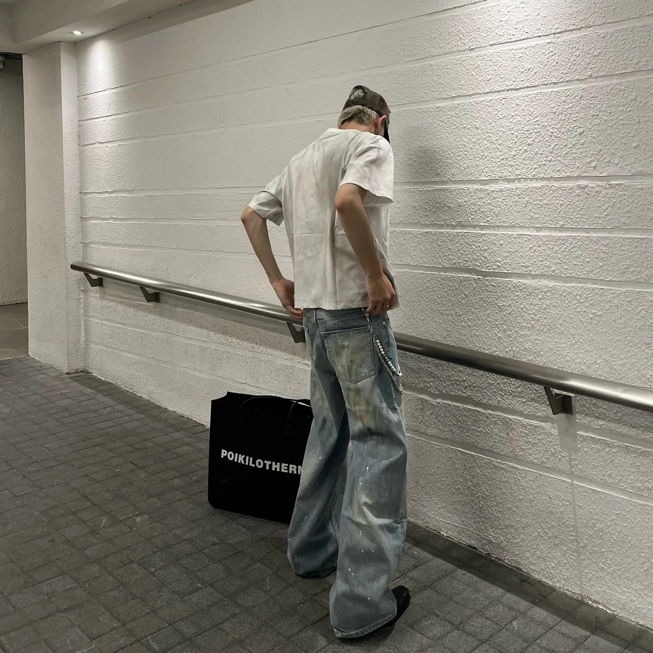 RD-C411 · 2023M Paint-Splatter Straight-Leg Jeans showcase view 3