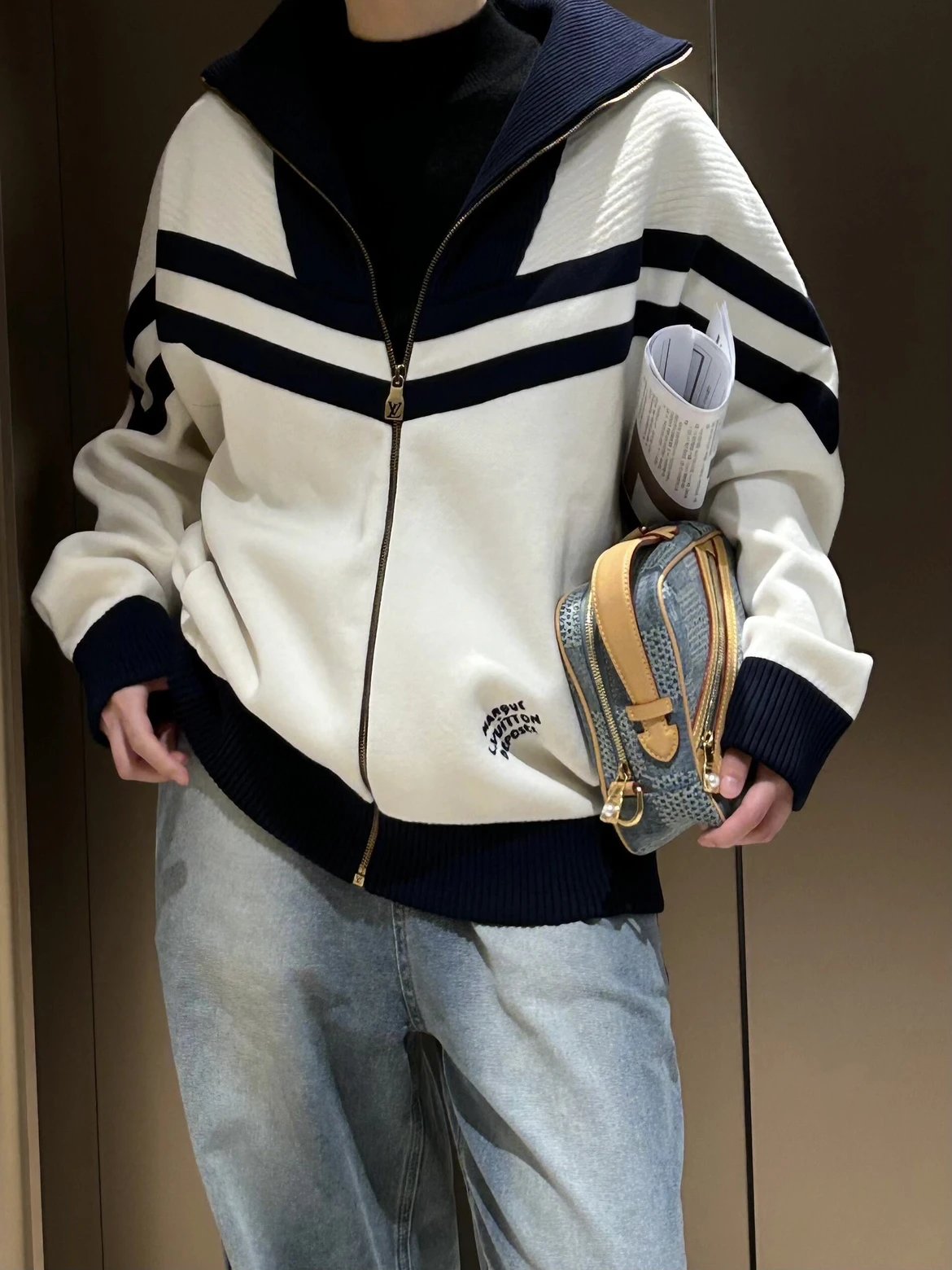 RD-C221 · Striped Stand-Collar Zip Jacket showcase view 10