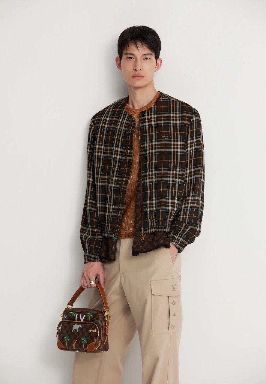 RD-C412 · Embroidered Multi-Pocket Straight Cargo Trousers showcase view 9