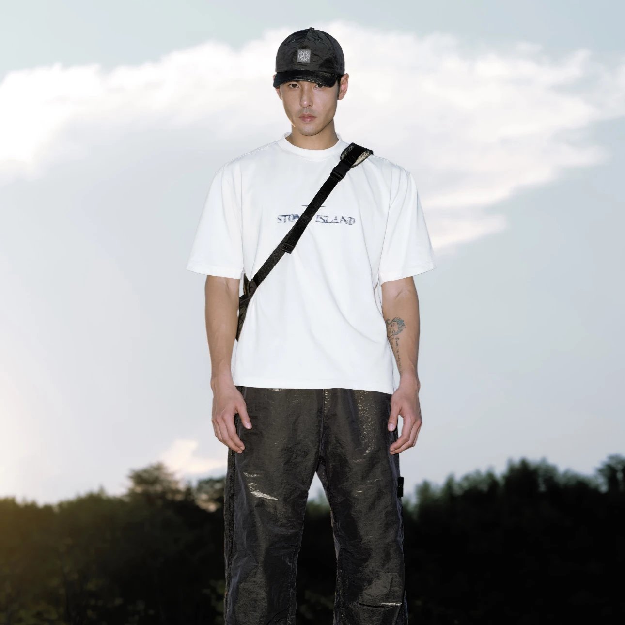 RD-C140 · Year of the Horse Graphic T-Shirt showcase view 1