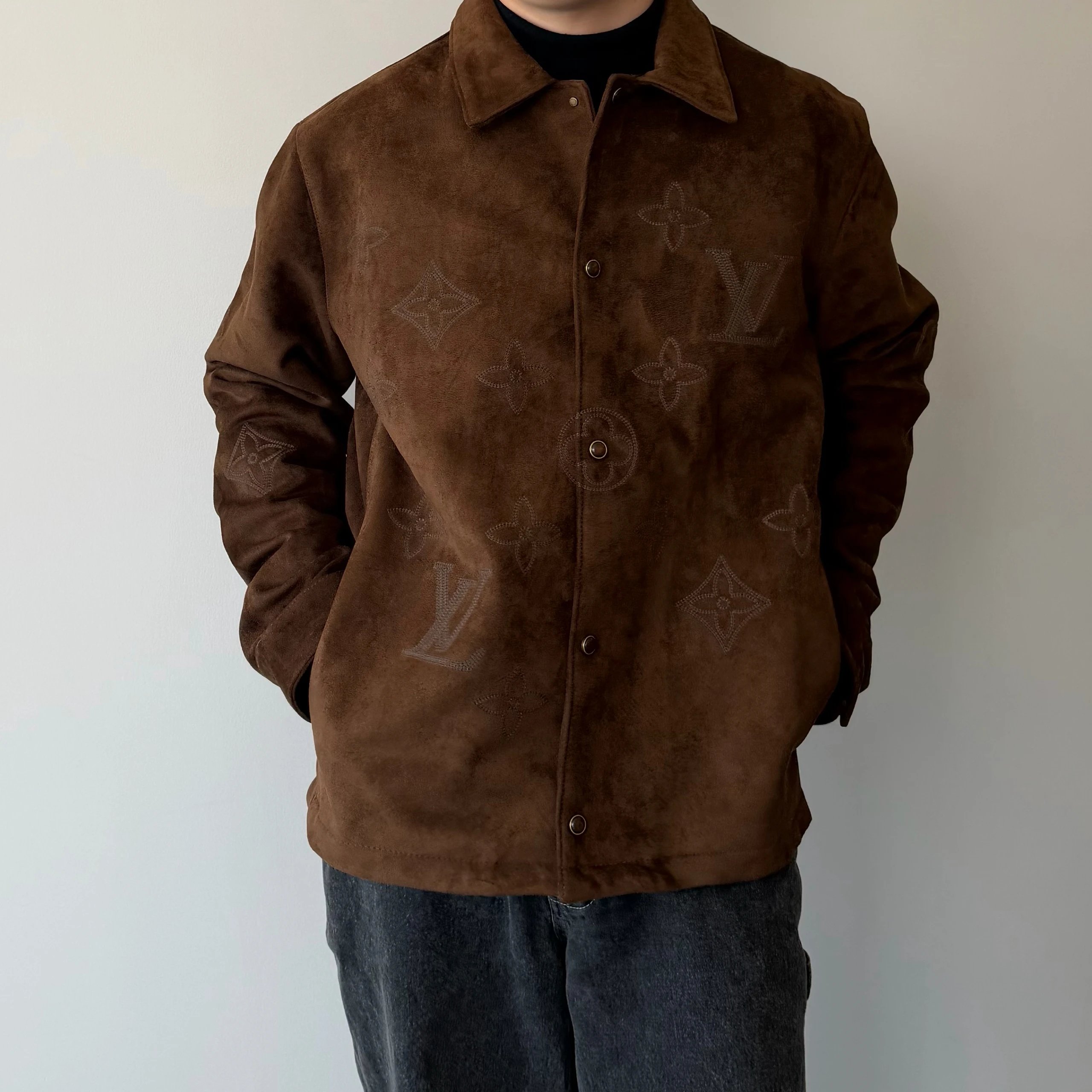 RD-C001 · Embroidered Full-Grain Suede Shirt Jacket showcase view 17