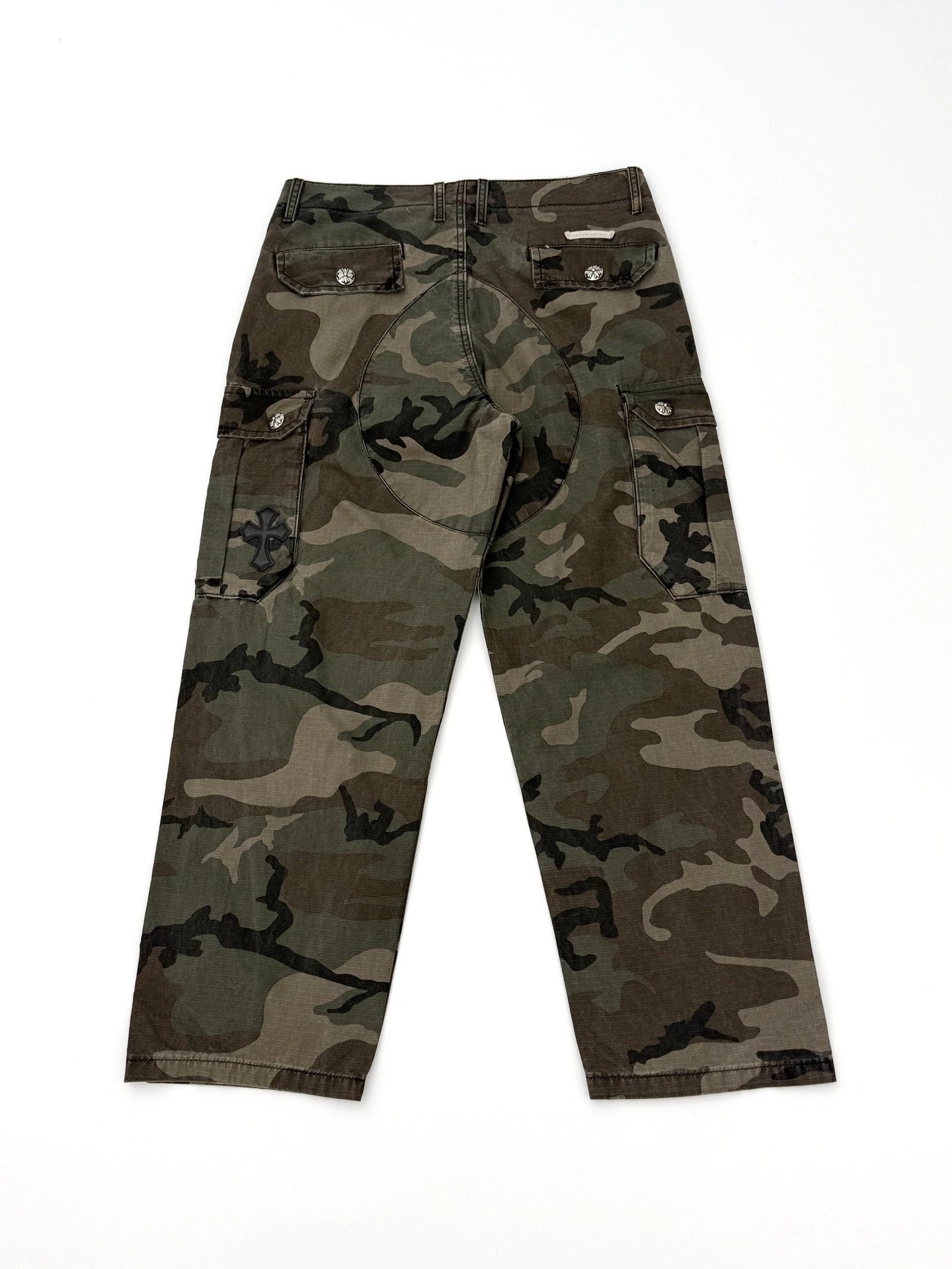 RD-C413 · Camouflage Cross-Patch Straight Cargo Pants showcase view 4