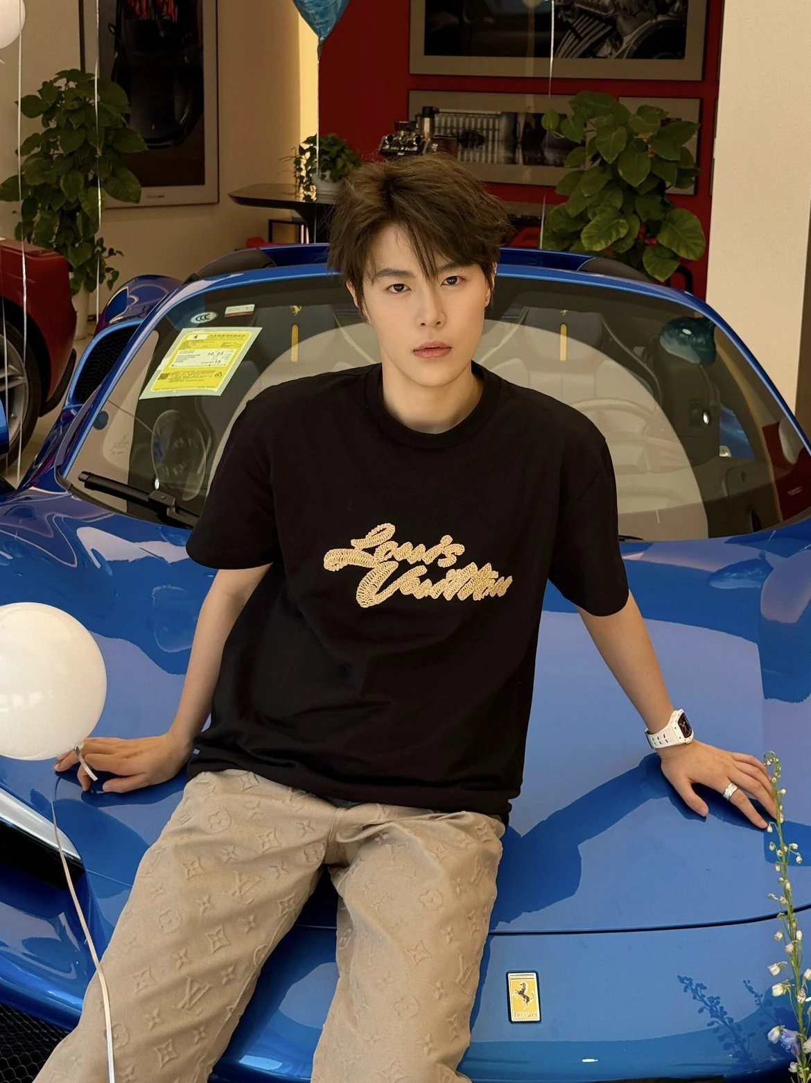 RD-C141 · Early Autumn Embroidered T-Shirt — Black & White showcase view 3