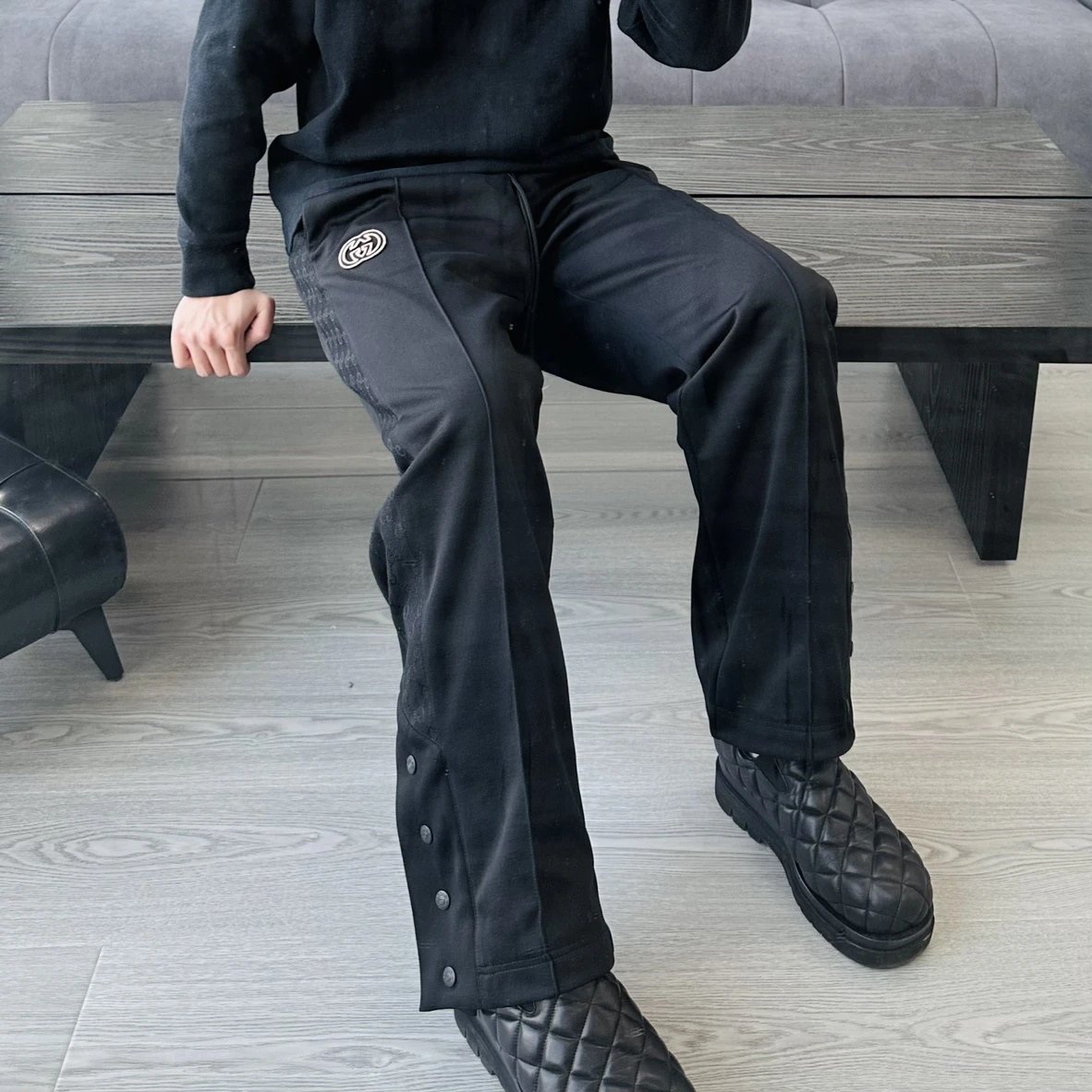 RD-C414 · Dark-Pattern Side-Stripe Straight-Leg Trousers showcase view 7