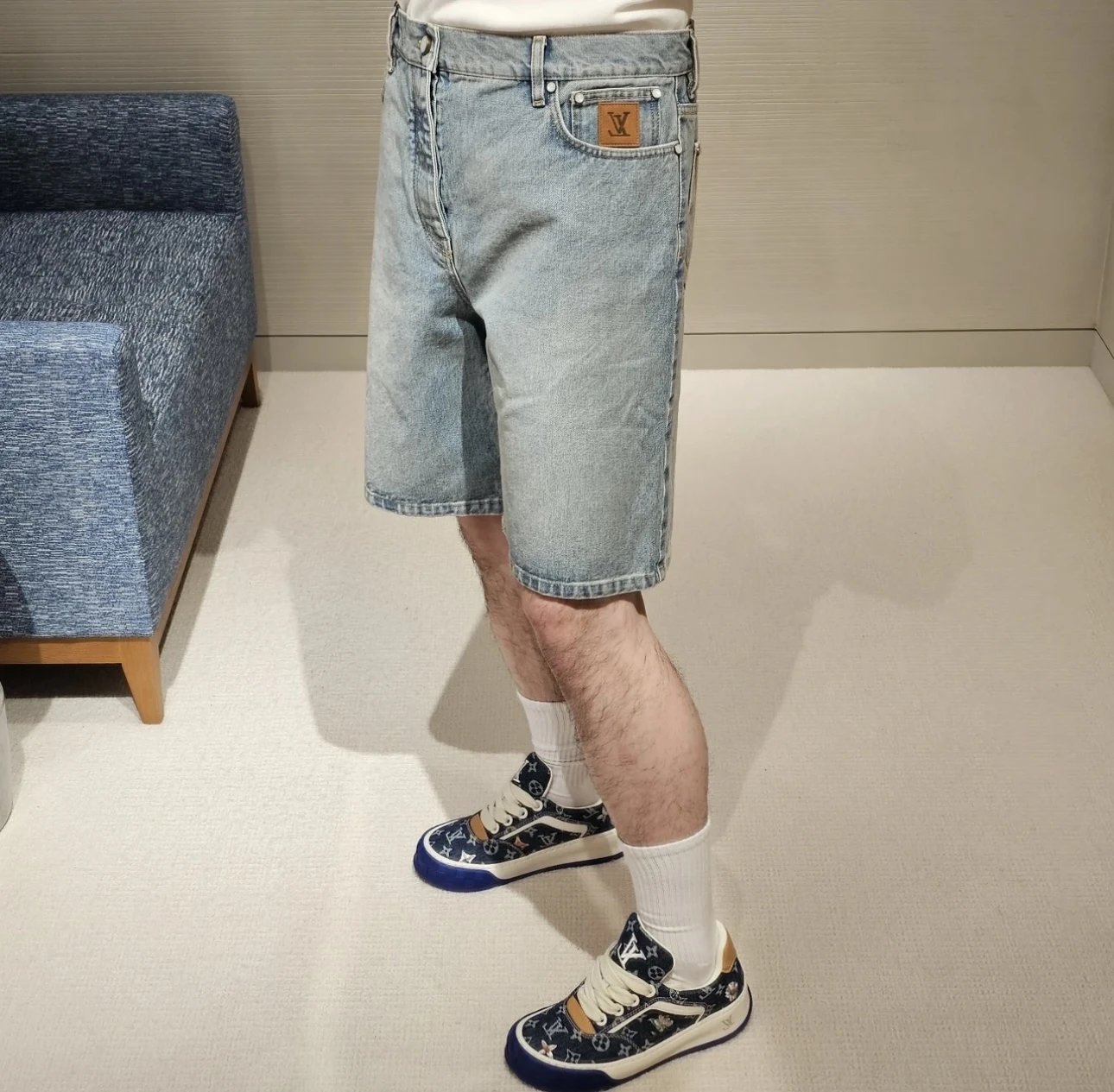 RD-C286 · Washed Denim Logo Shorts showcase view 3