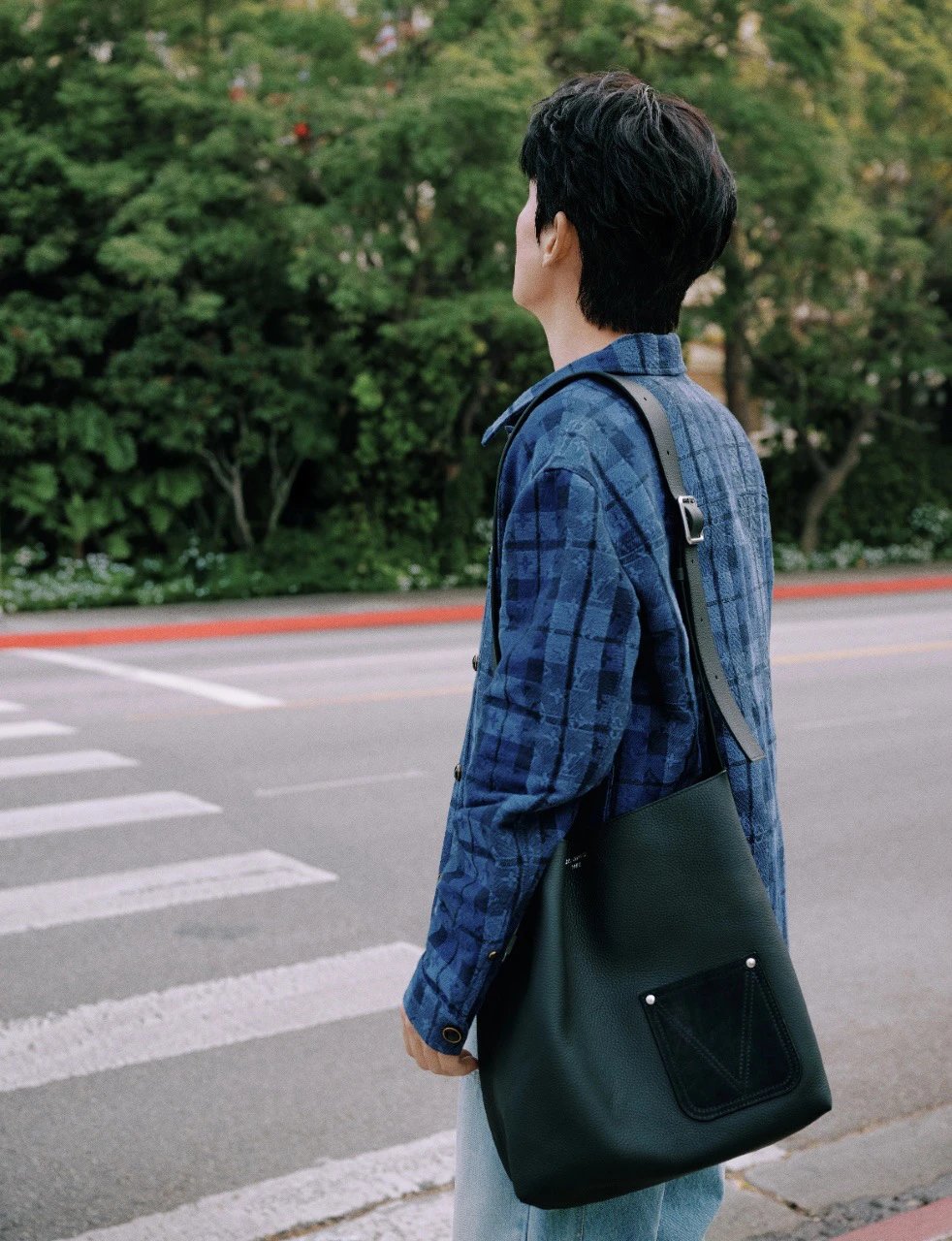 RD-C224 · Navy Jacquard Plaid Denim Shirt Jacket showcase view 5