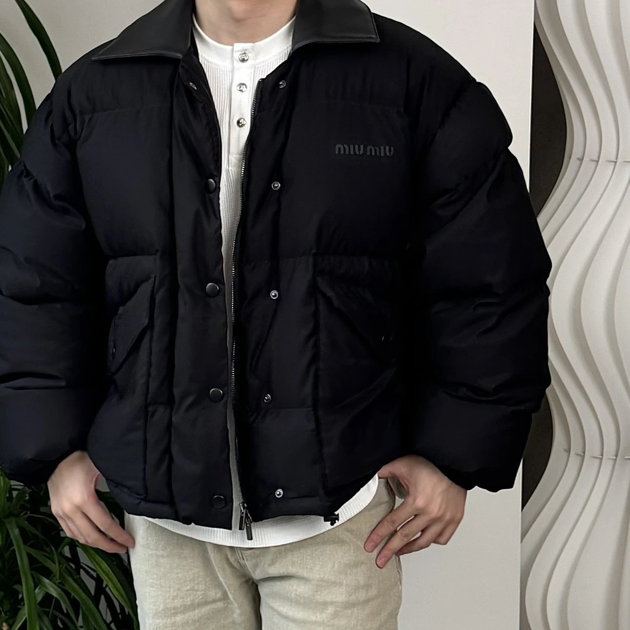 RD-C317 · Leather-Collar Cropped Down Jacket showcase view 12
