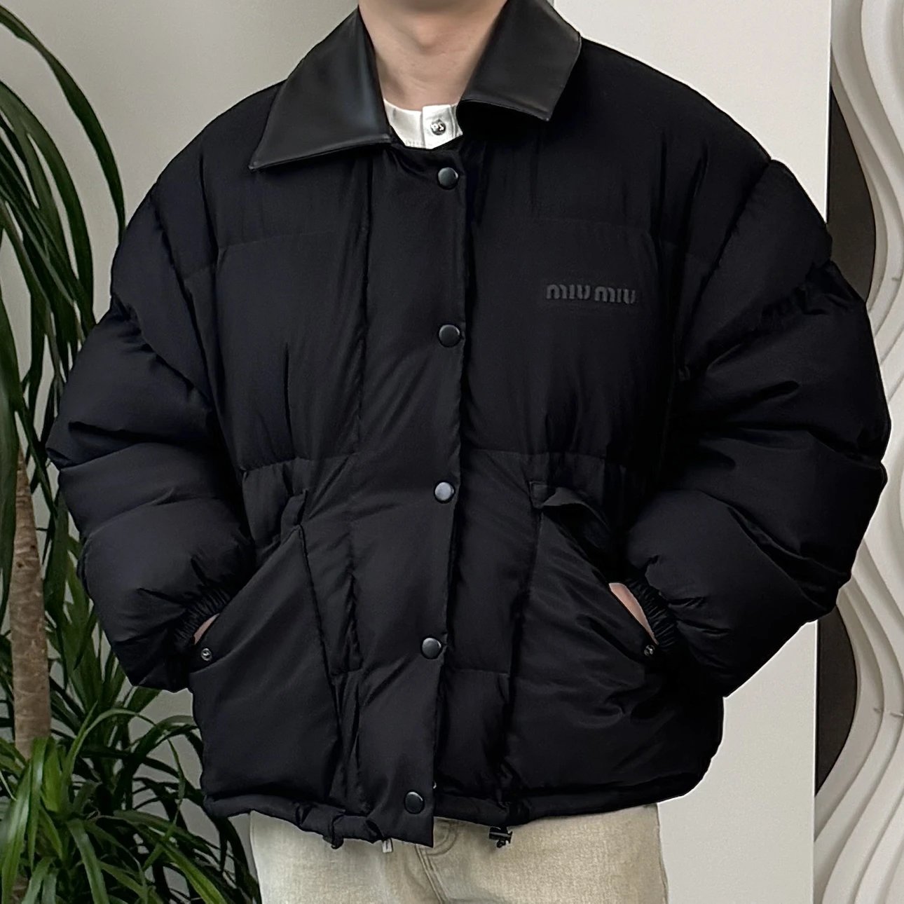 RD-C317 · Leather-Collar Cropped Down Jacket showcase view 13