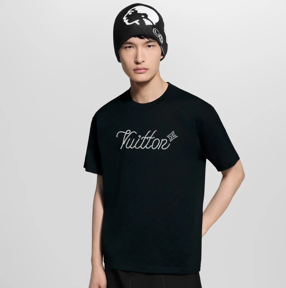 RD-C143 · Beaded Script Knit T-Shirt showcase view 6