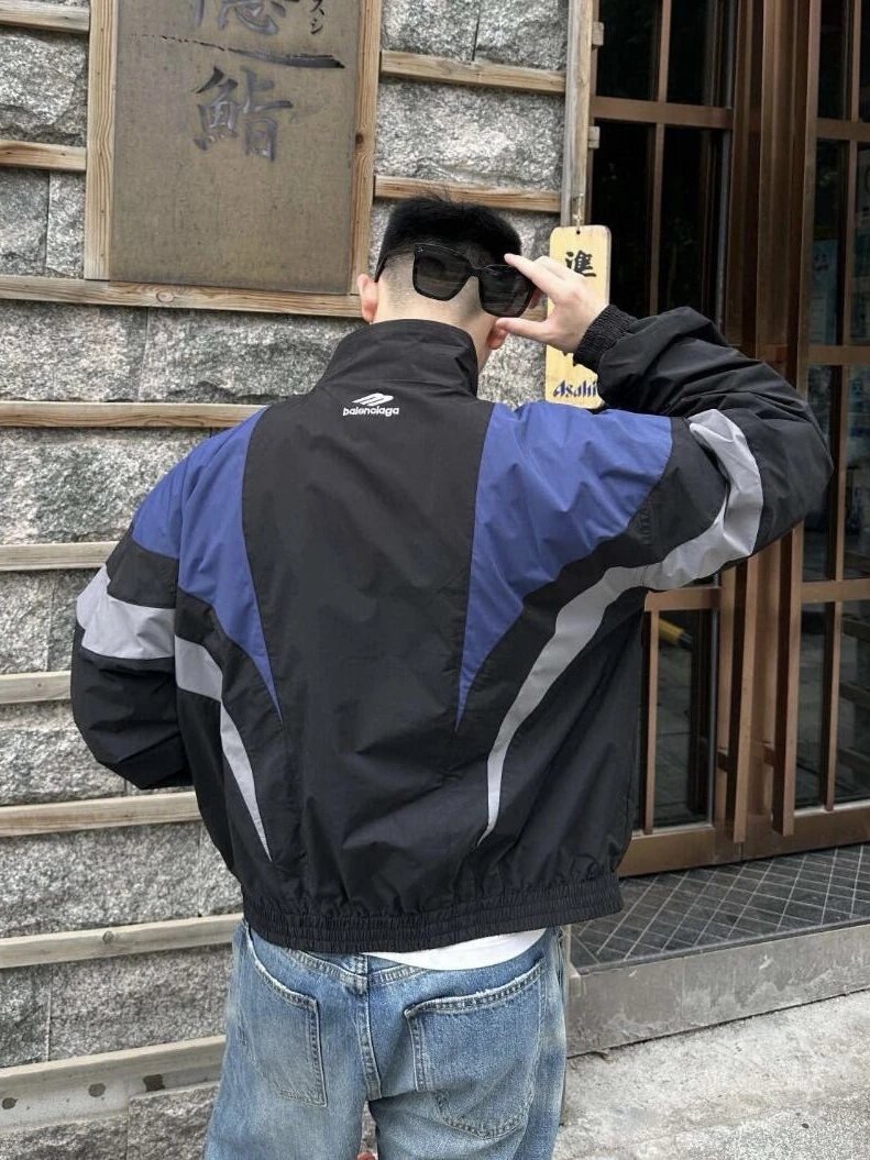 RD-C225 · Three-Color Logo Zip Jacket showcase view 6