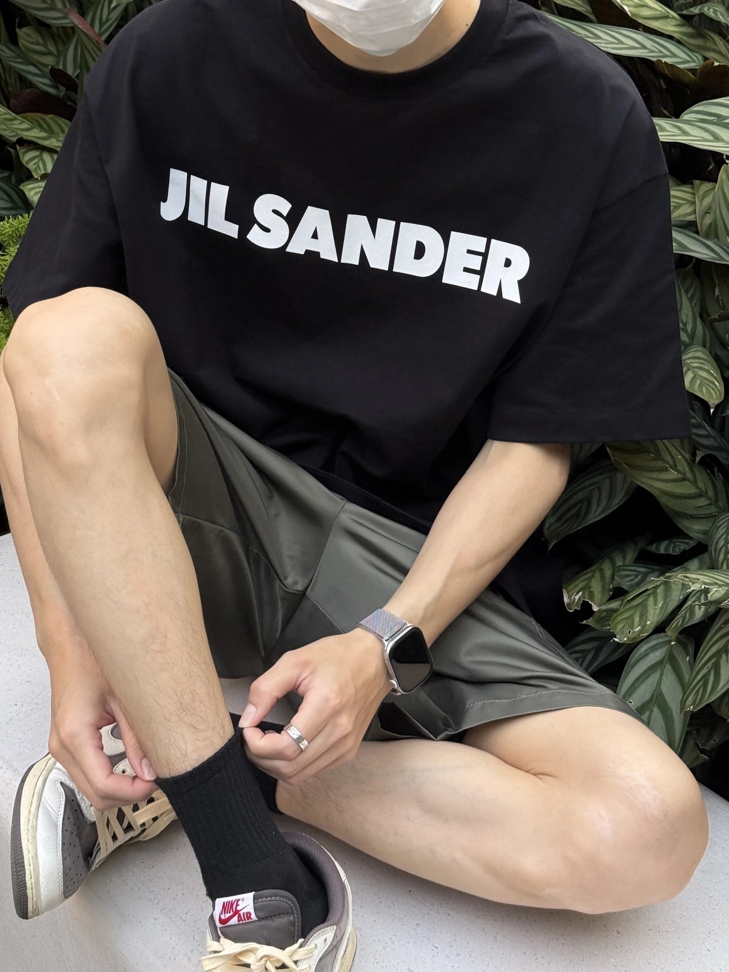 RD-C144 · Logo-Print Relaxed T-Shirt showcase view 3