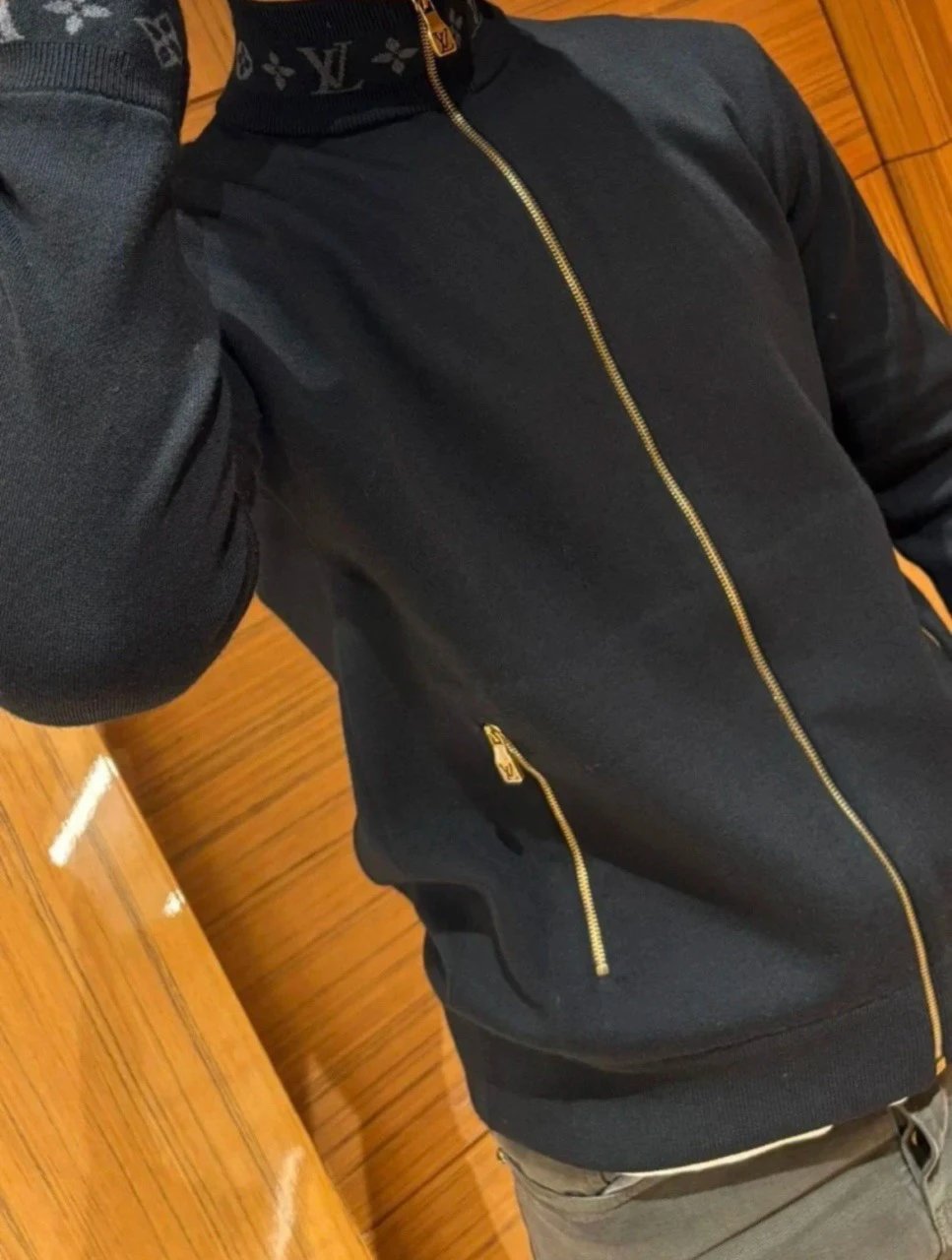 RD-C011 · Jacquard Stand-Collar Knit Jacket showcase view 8