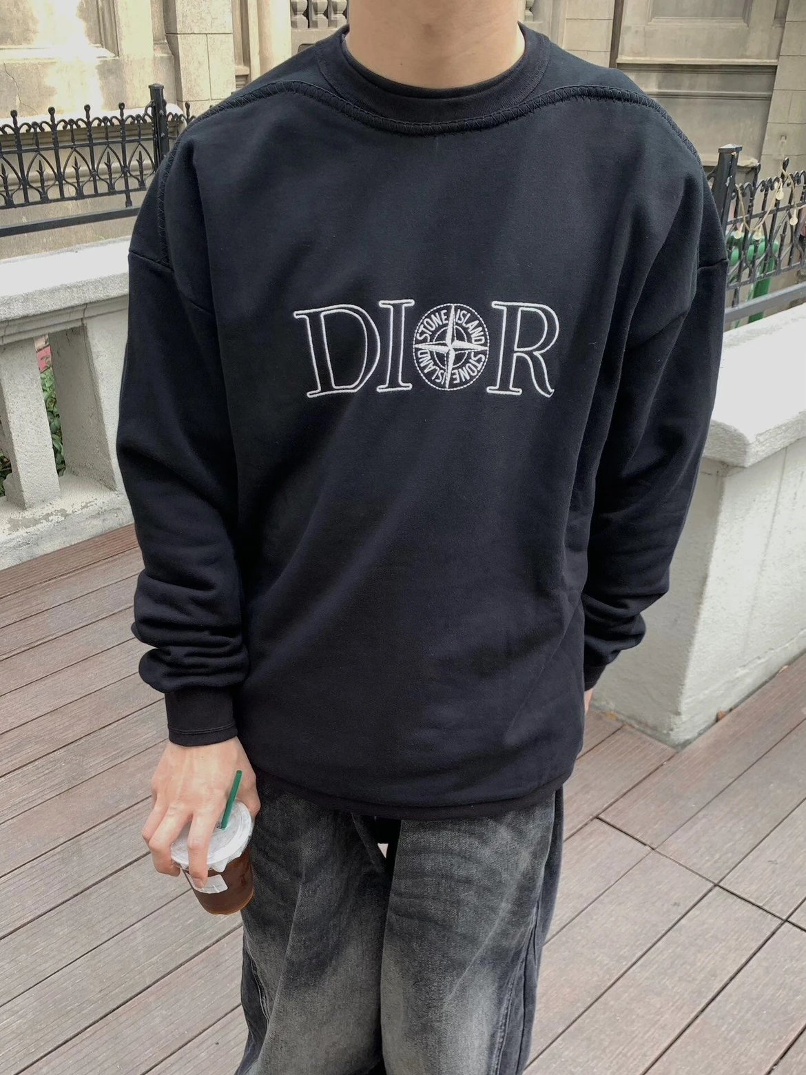 RD-C260 · Embroidered Crewneck Sweatshirt – Black showcase view 6