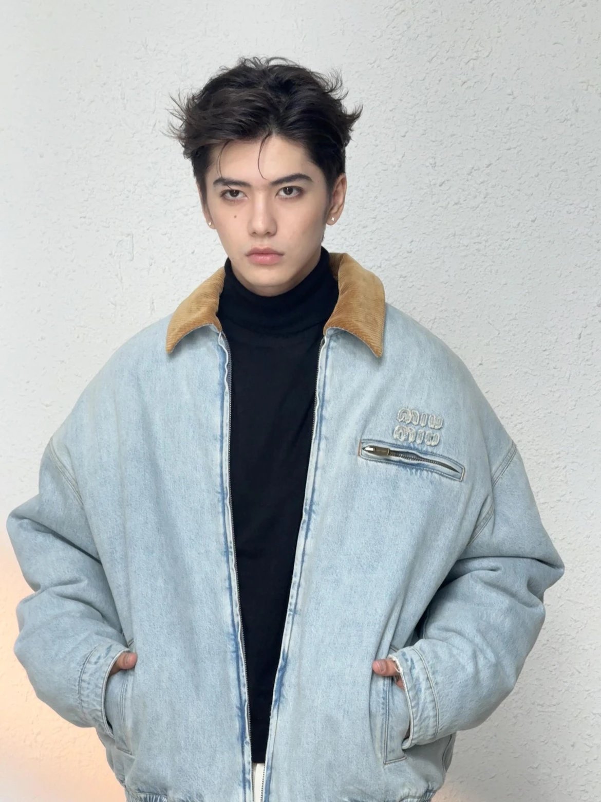 RD-C319 · Sky-Blue Denim Collar Padded Jacket showcase view 1