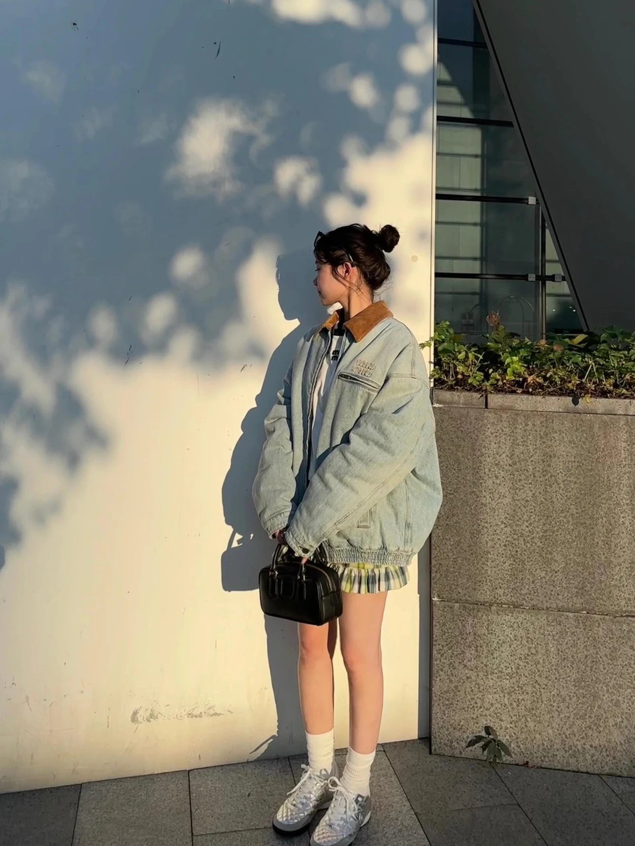 RD-C319 · Sky-Blue Denim Collar Padded Jacket showcase view 5