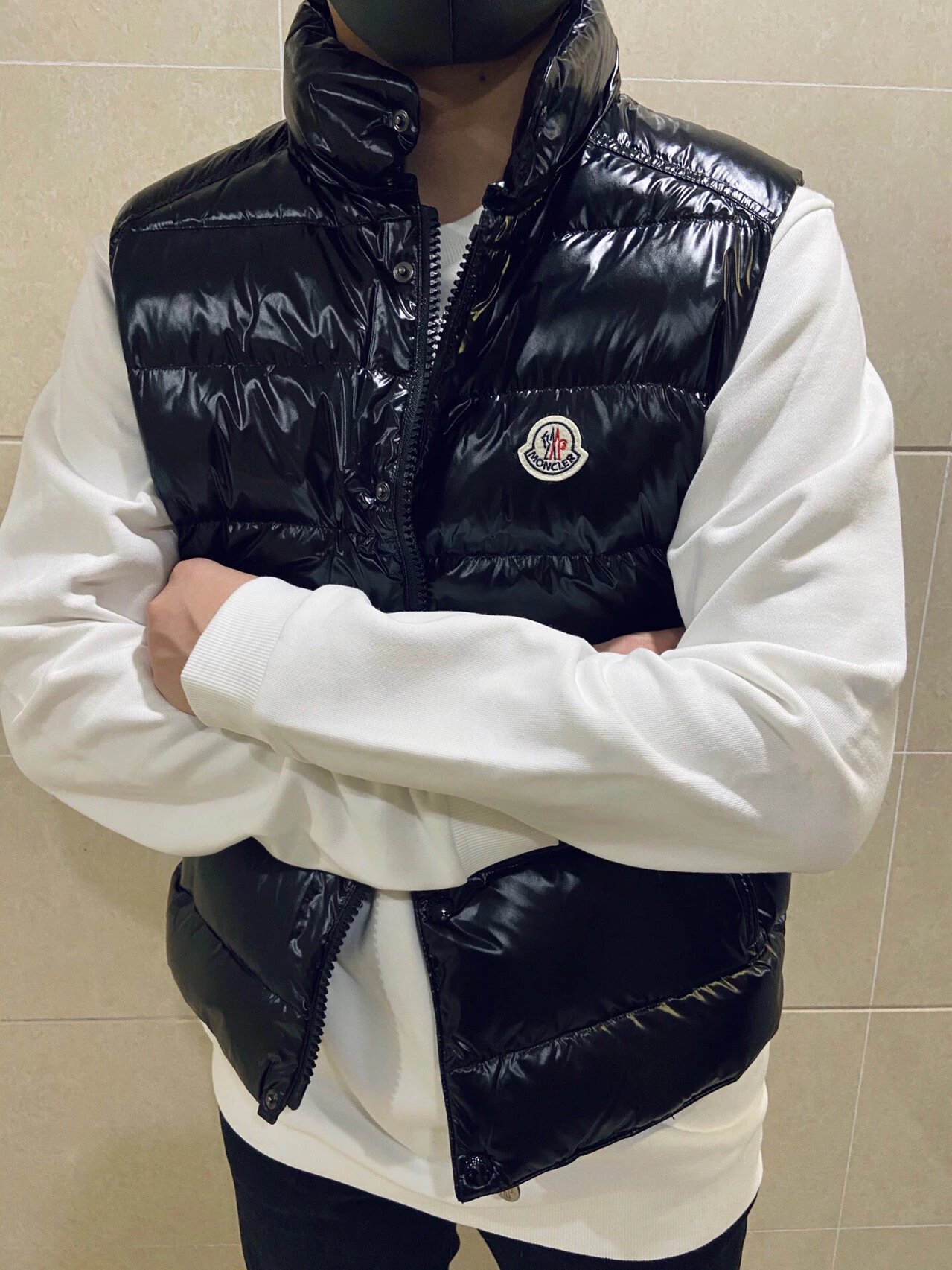 RD-C320 · Hooded and Hoodless Puffer Vest showcase view 14