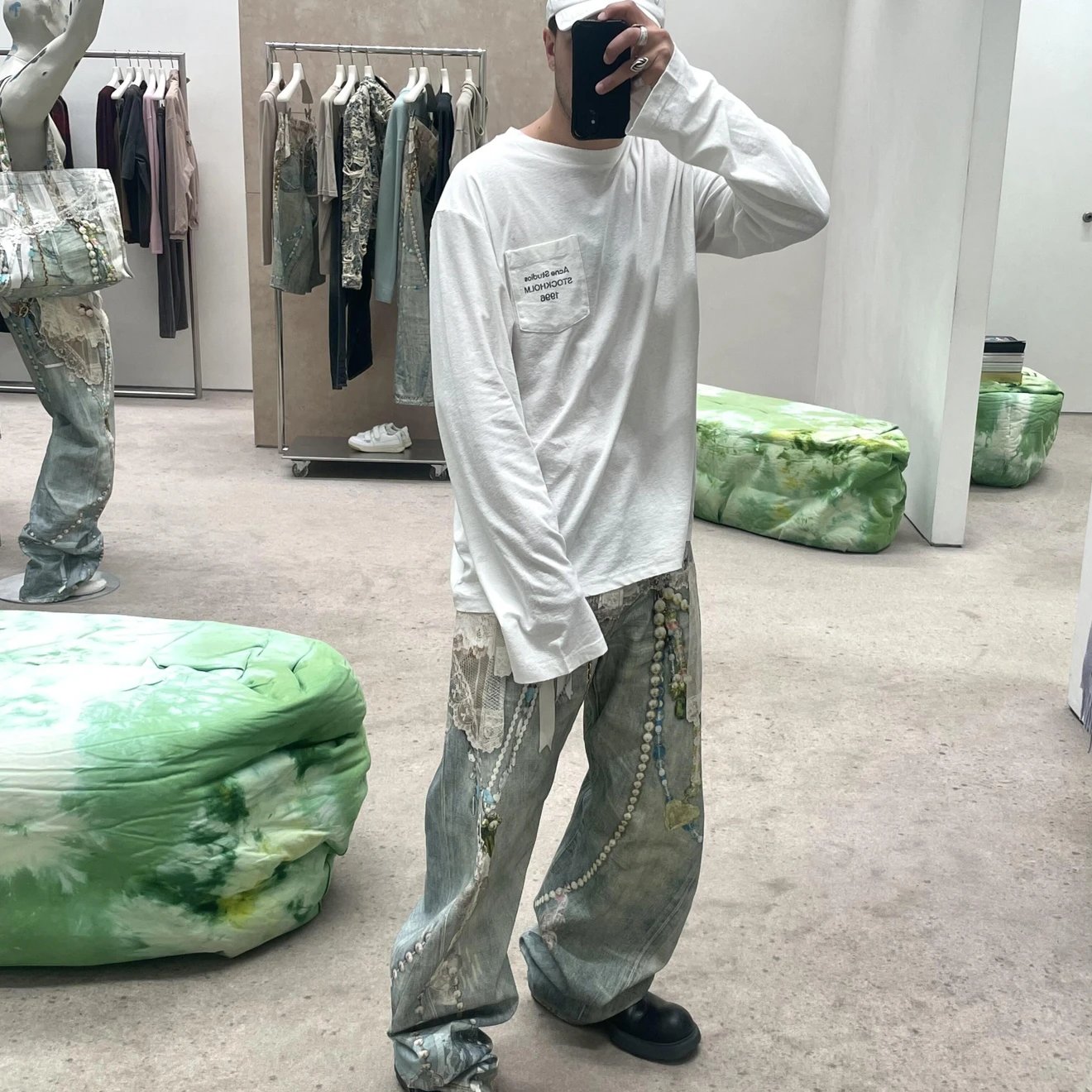RD-C394 · Pocket-Print Long-Sleeve T-Shirt showcase view 4