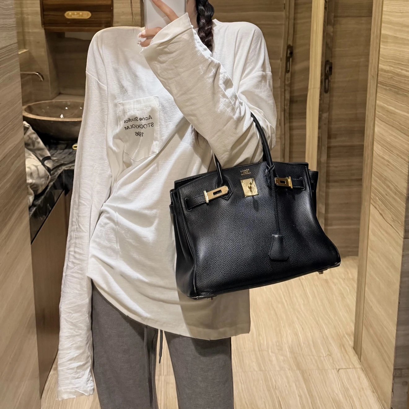 RD-C394 · Pocket-Print Long-Sleeve T-Shirt showcase view 5