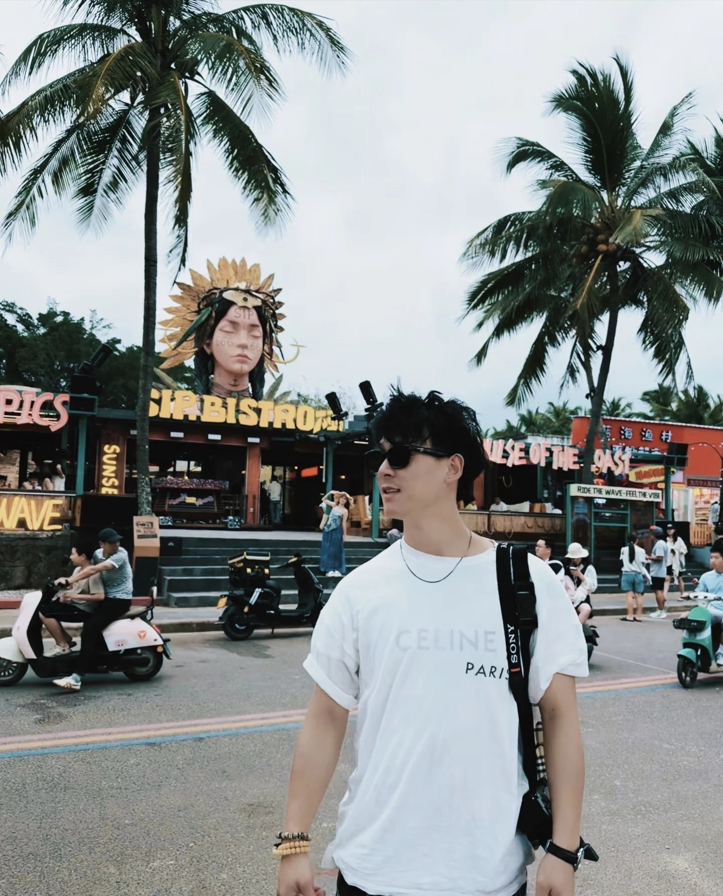 RD-C145 · Layered Logo-Print Cotton T-Shirt showcase view 8