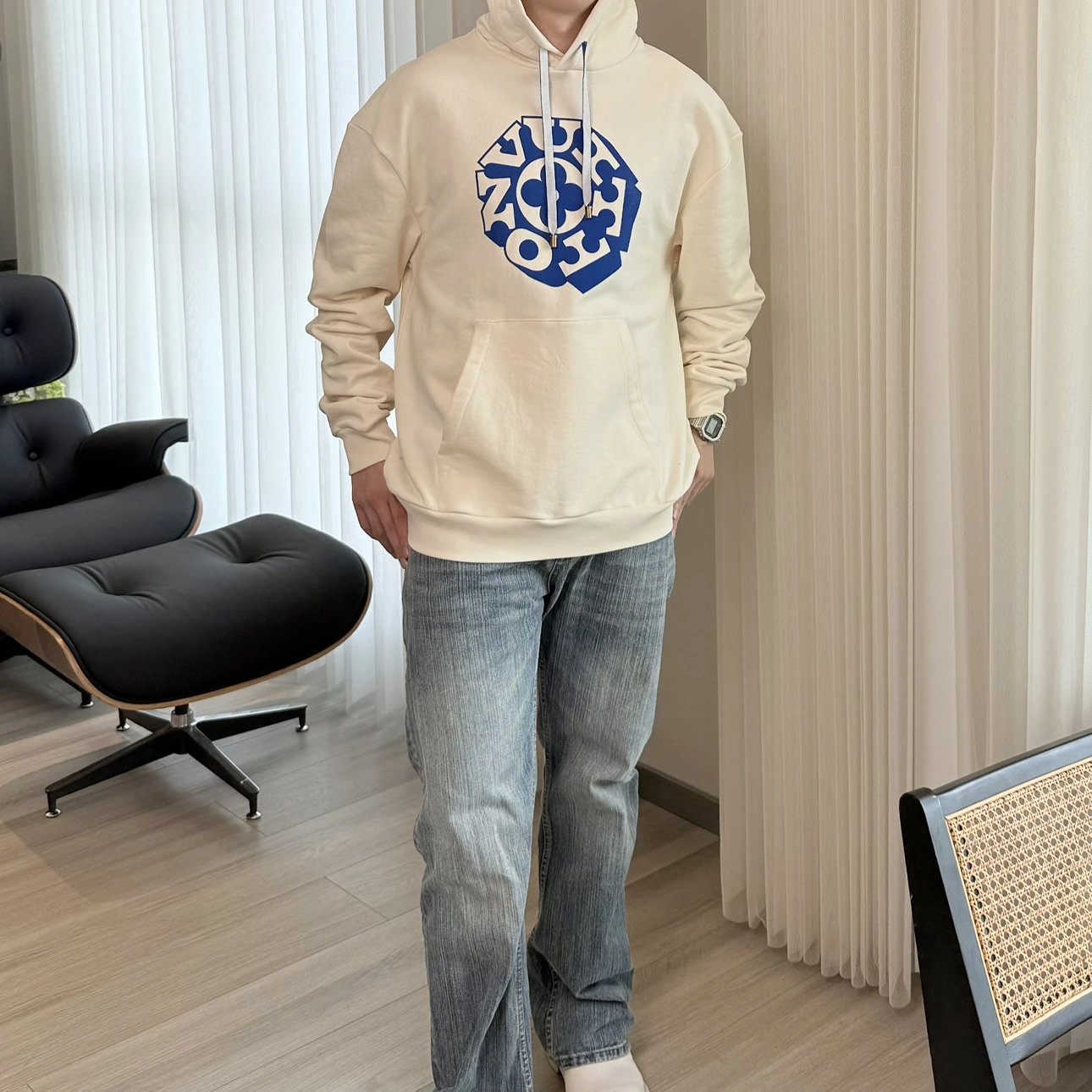 RD-C263 · Graphic Hoodie showcase view 4