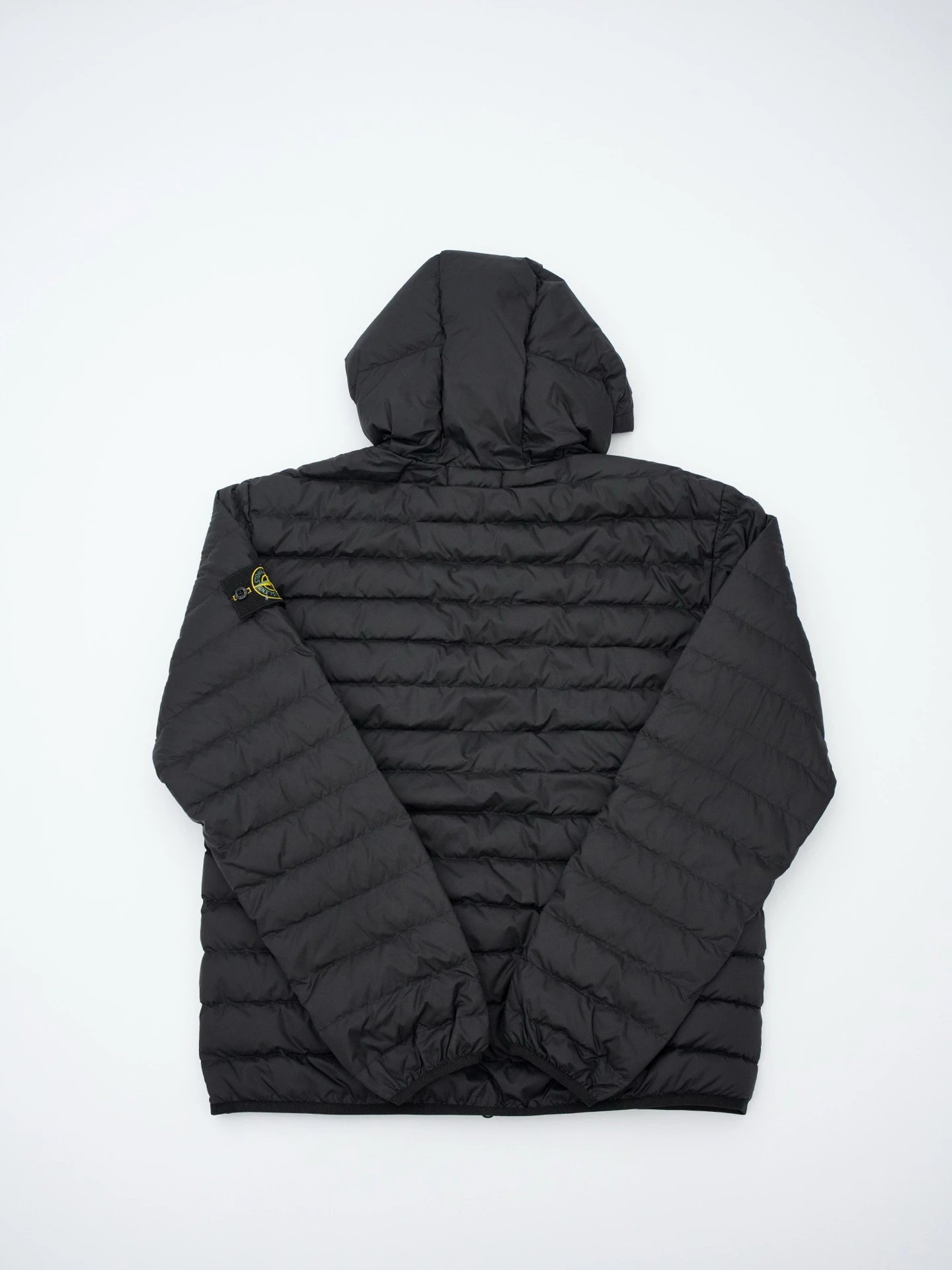 RD-C321 · Lightweight Recycled-Nylon Hooded Down Jacket showcase view 10