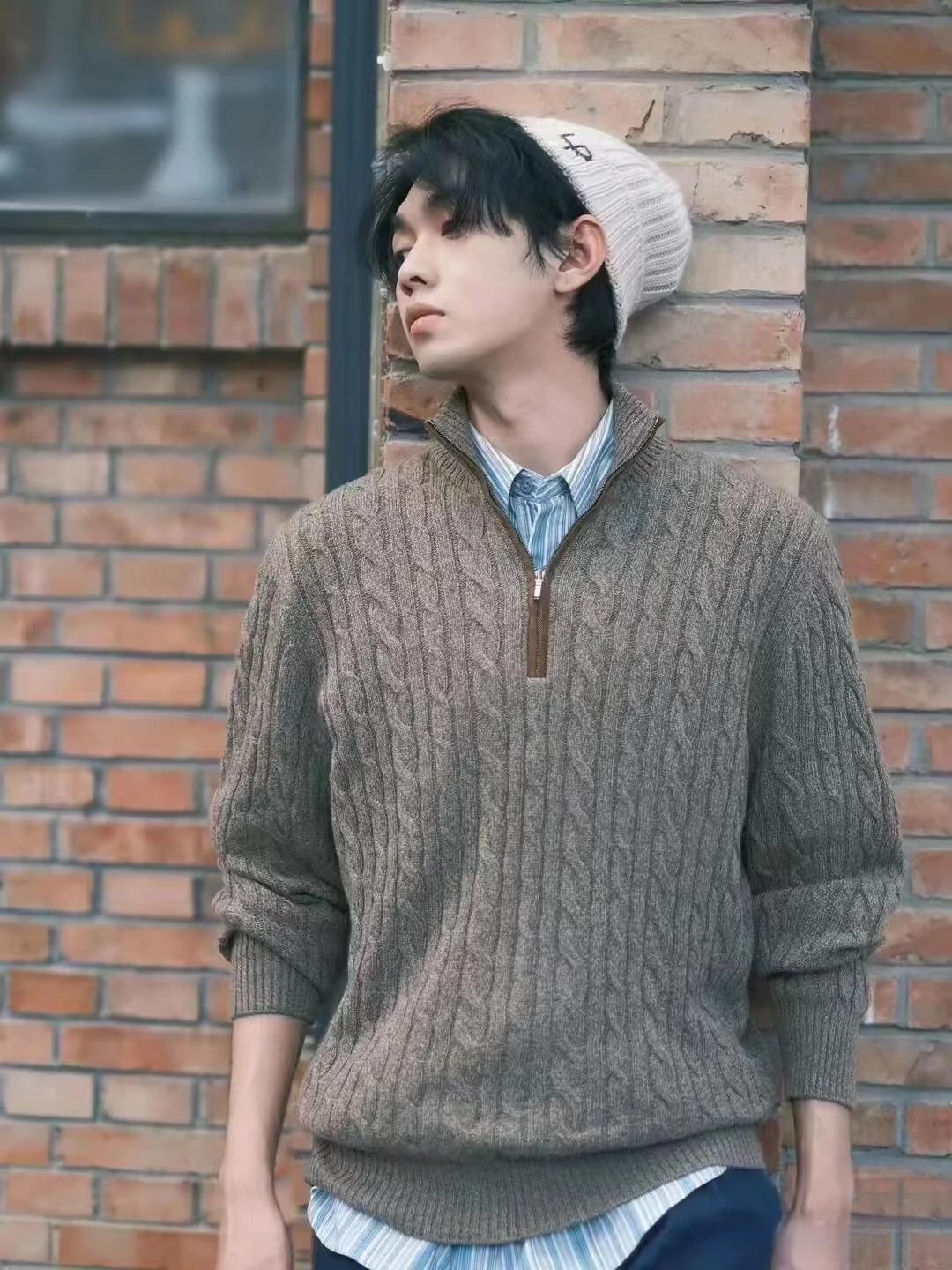RD-C368 · Cashmere-Blend Cable-Knit Half-Zip Sweater showcase view 7
