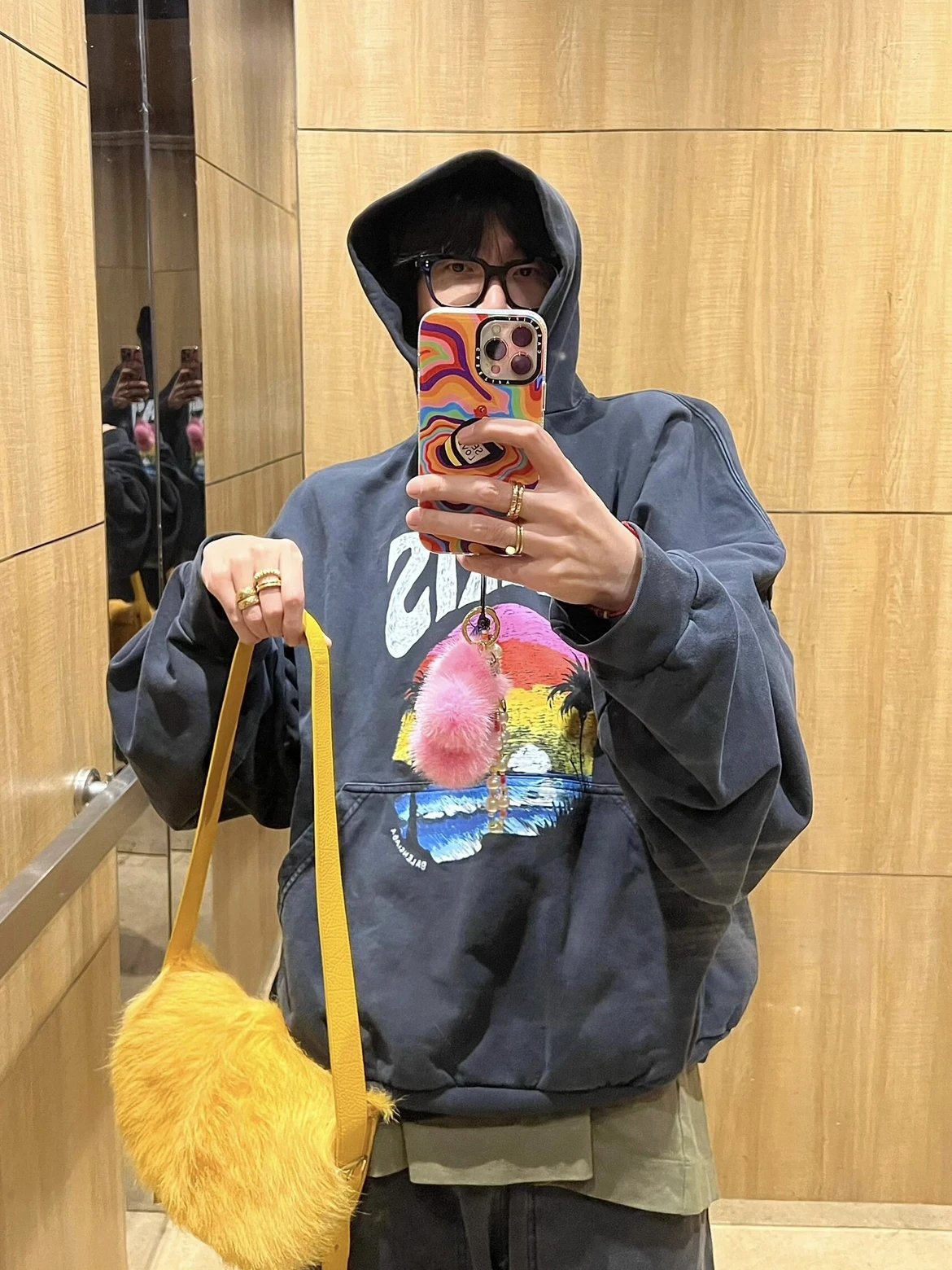 RD-C265 · Graphic Hooded Sweatshirt showcase view 5