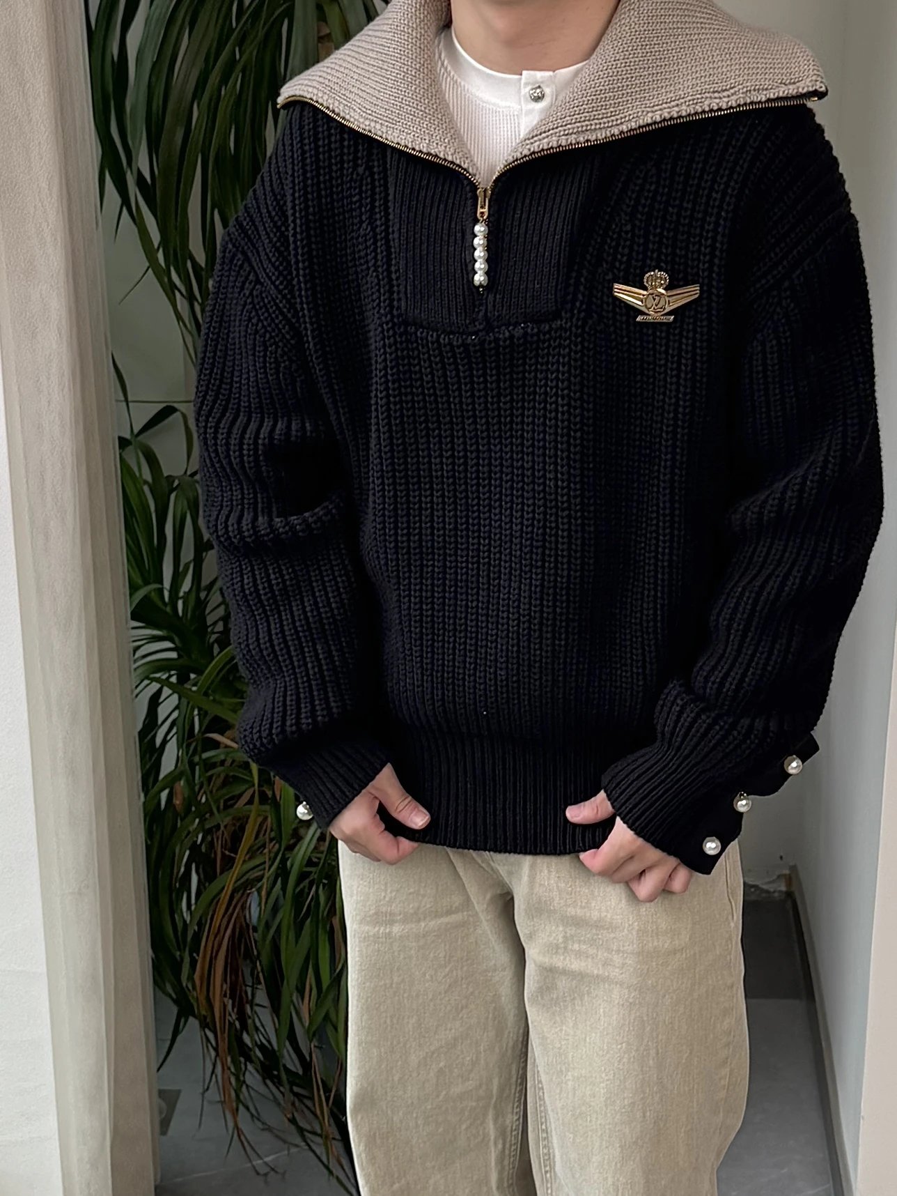 RD-C369 · Mercerized Wool Half-Zip Pearl Sweater showcase view 11
