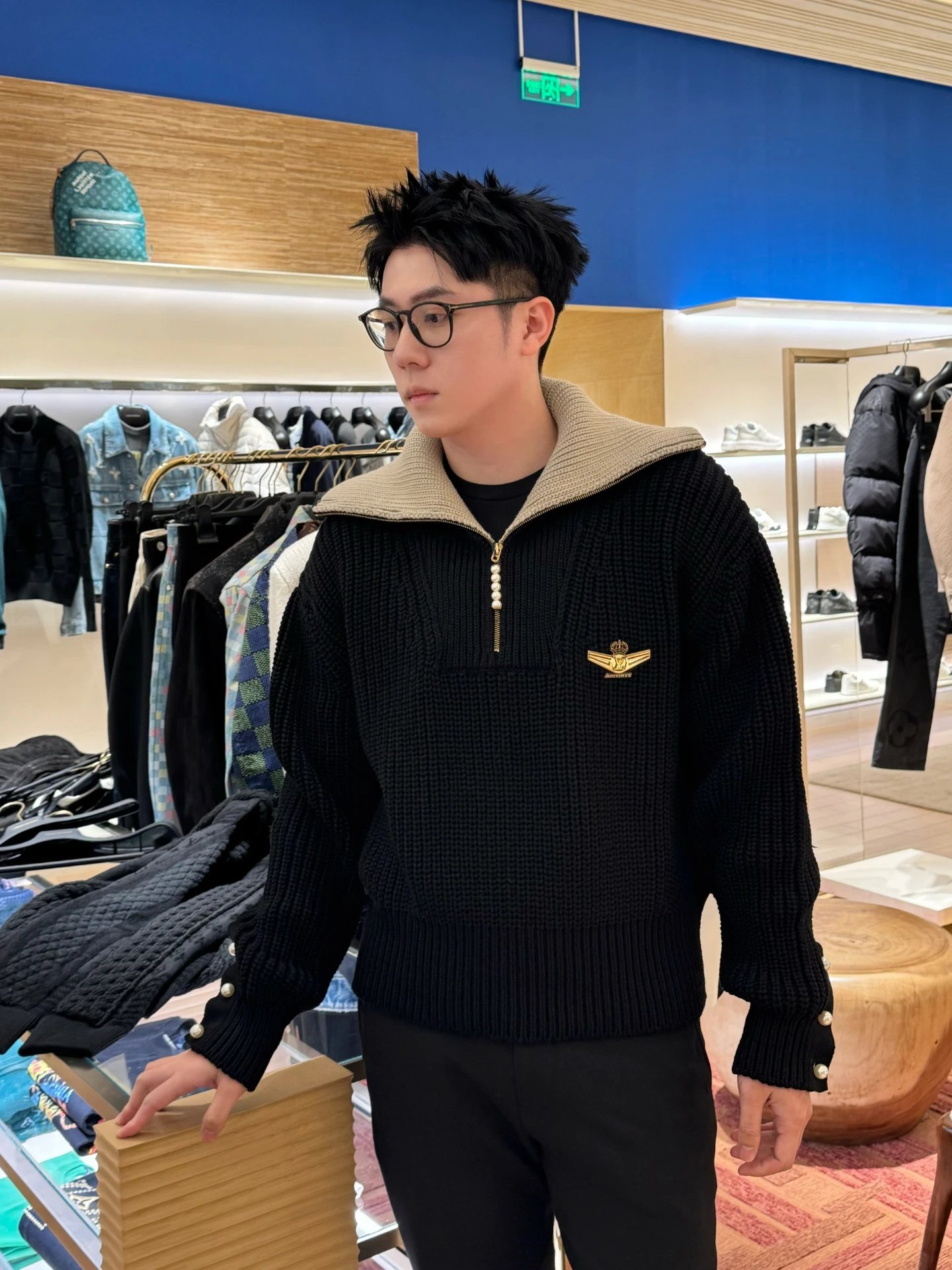 RD-C369 · Mercerized Wool Half-Zip Pearl Sweater showcase view 6