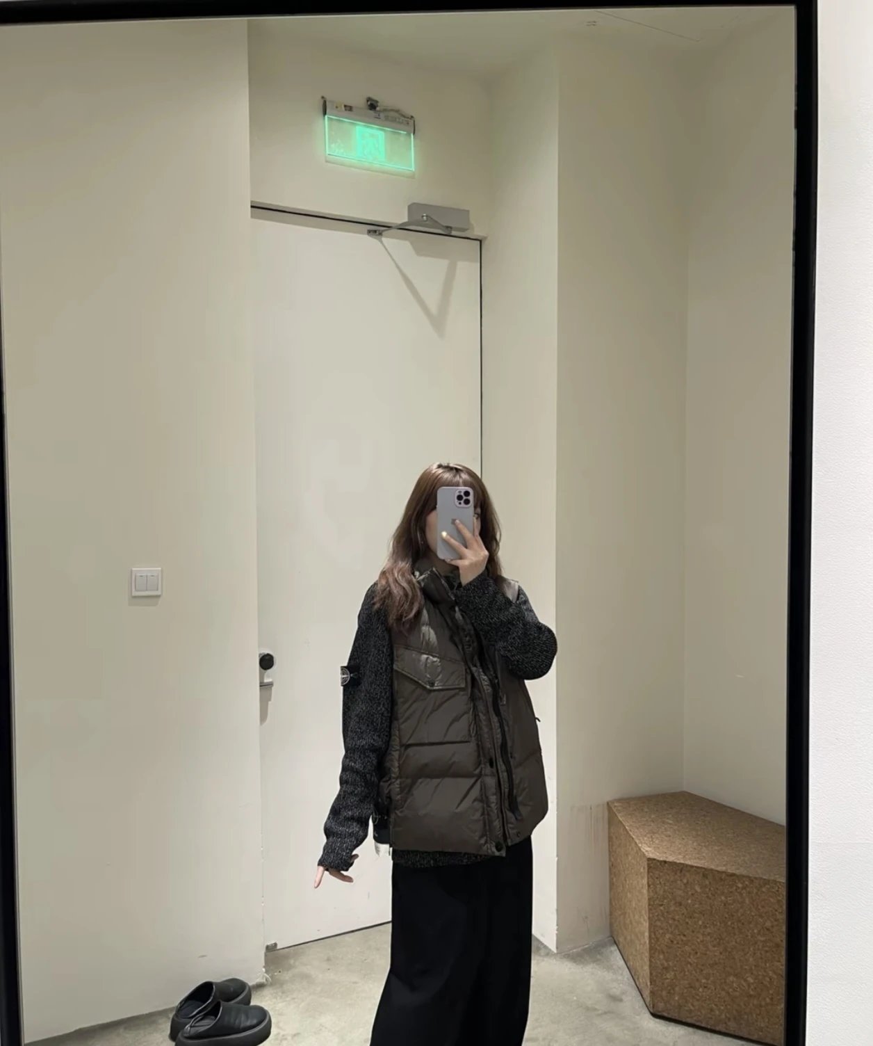 RD-C370 · Reflective Marl Crewneck Sweater showcase view 7