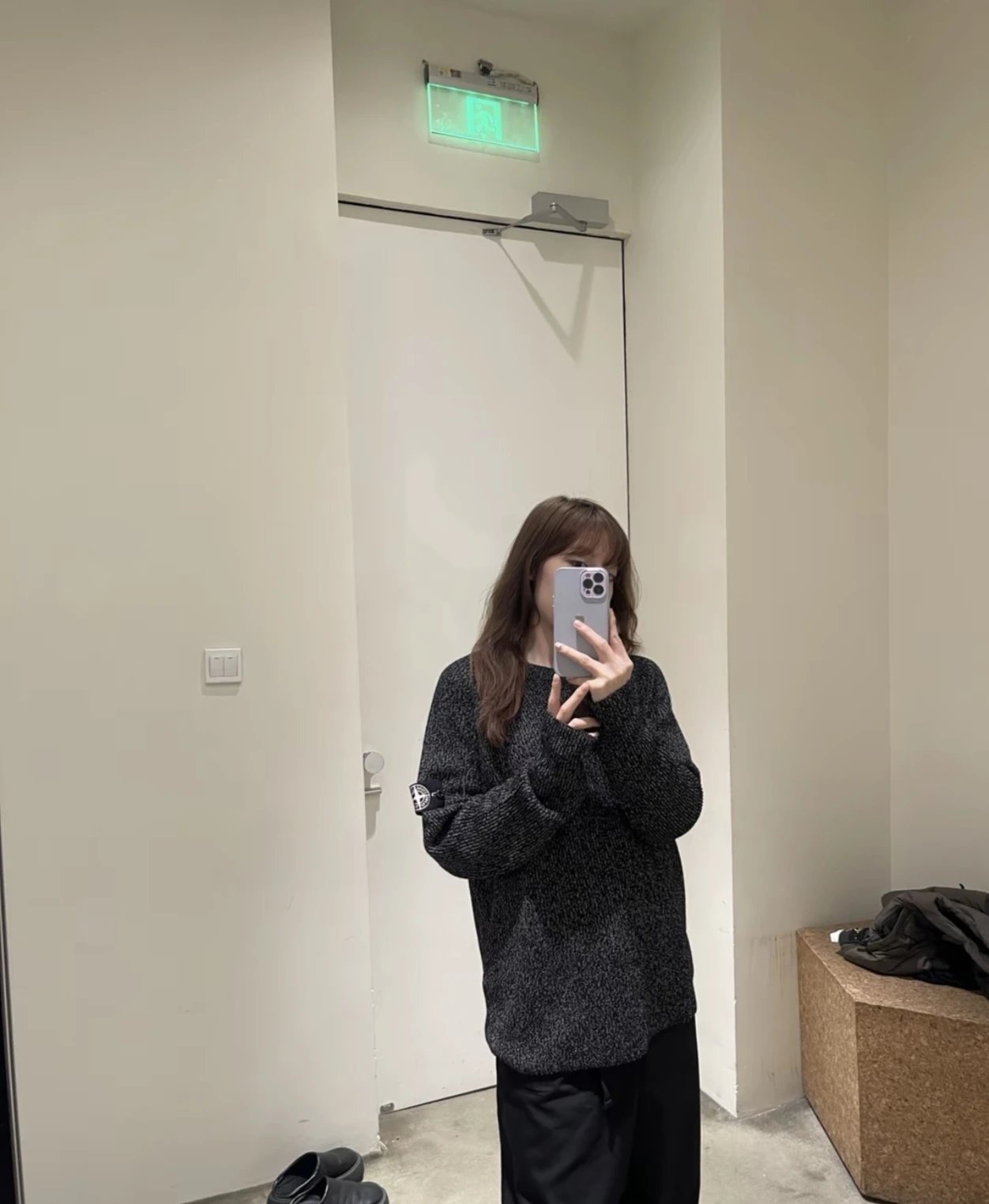 RD-C370 · Reflective Marl Crewneck Sweater showcase view 11