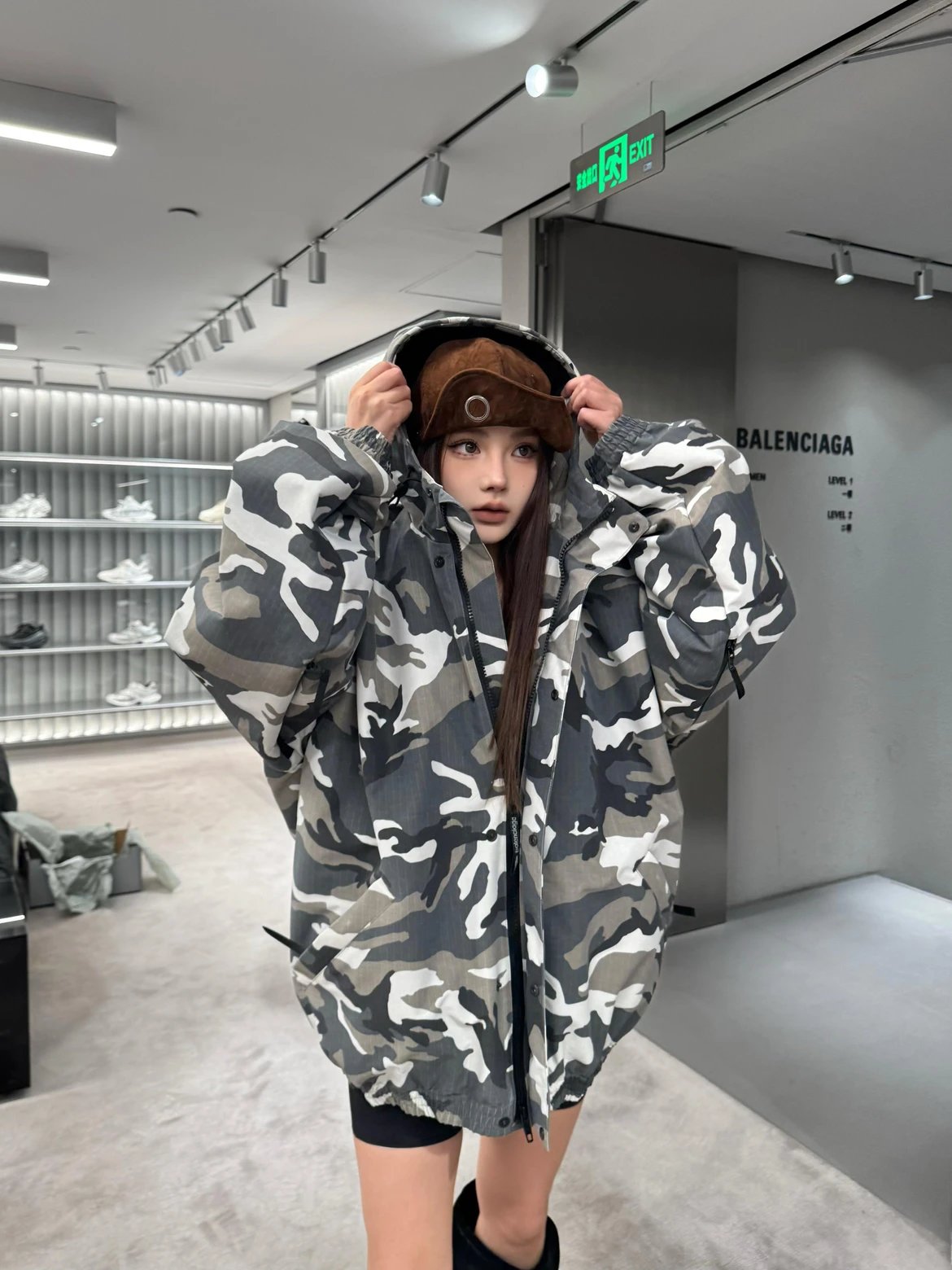 RD-C227 · Camouflage Ski Jacket with Snow Skirt showcase view 5