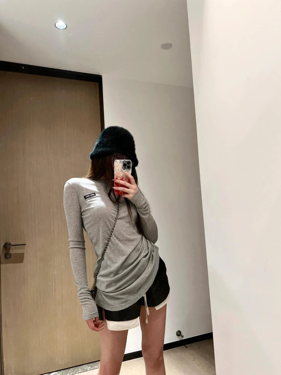 RD-C397 · Heather Grey Long-Sleeve T-Shirt showcase view 10
