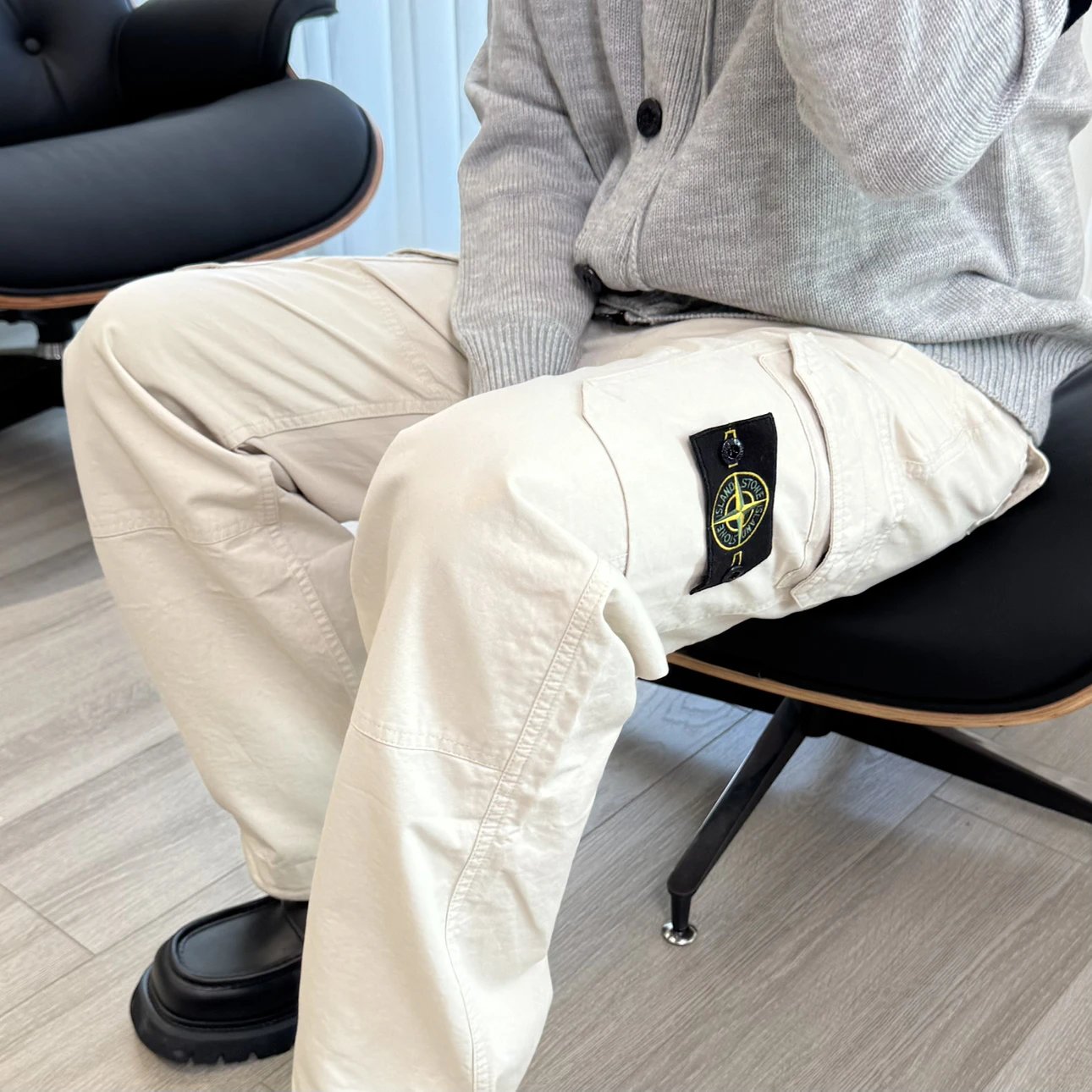 RD-C415 · Island Double-Pocket Cargo Pants showcase view 4